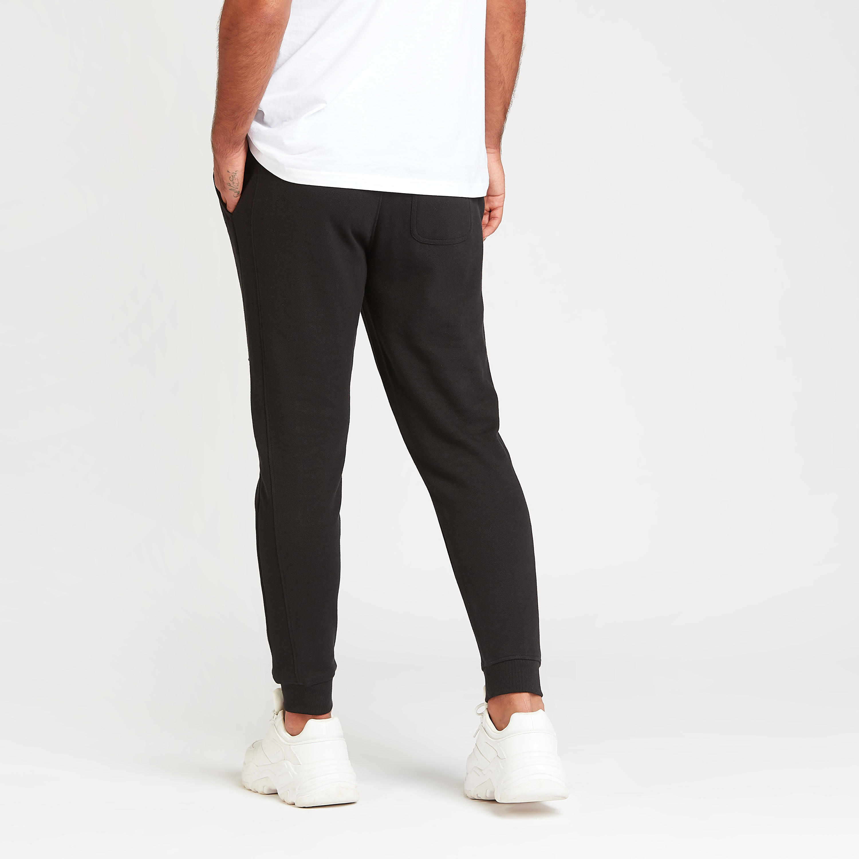 بنطلون رياضي بارز الملمس بتفاصيل جيوب ورباط إغلاق من آيكونيك-men-clothing-bottoms-joggers-image-4