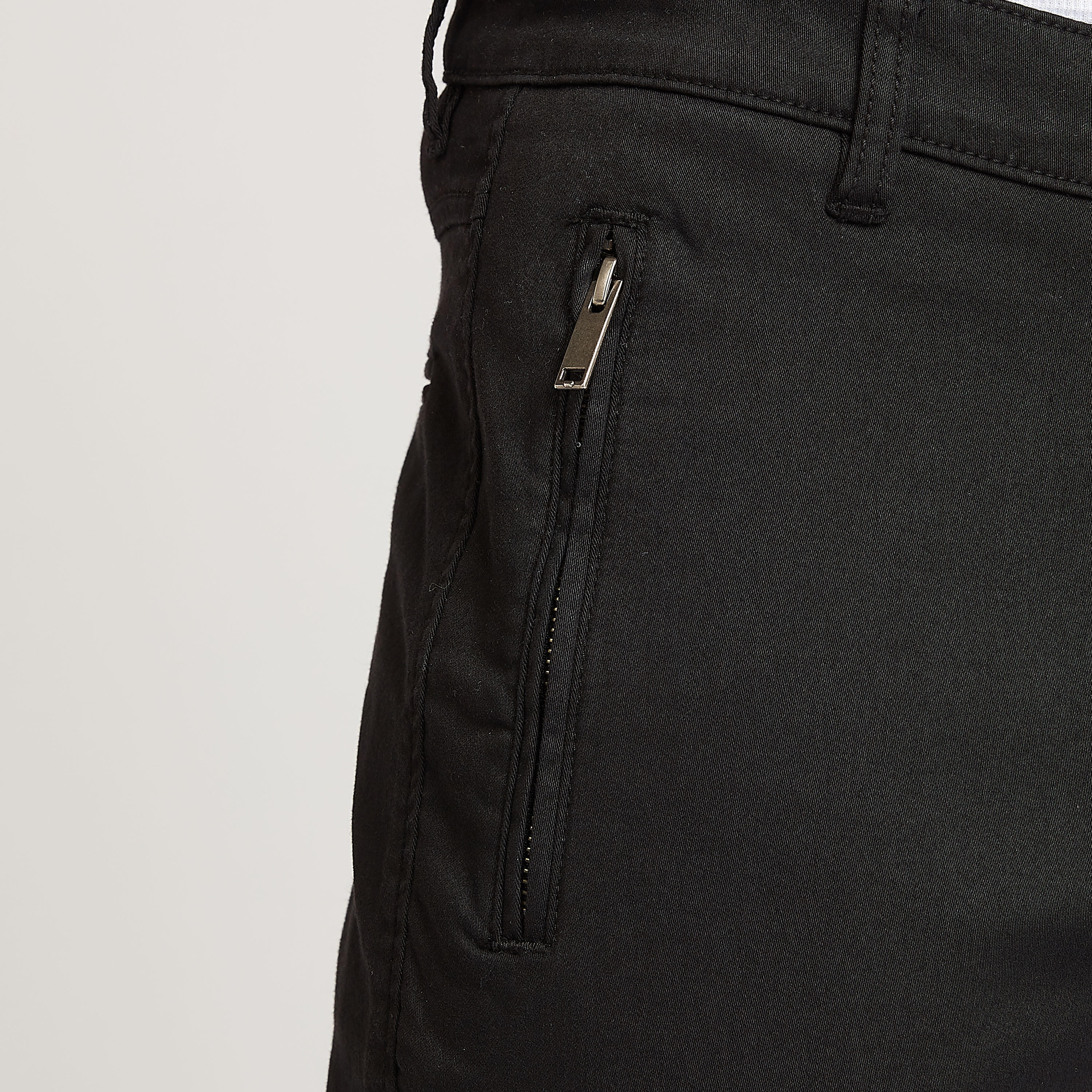 Sustainable Iconic Textured Jeans with Pockets and Belt Loops-men-clothing-bottoms-jeans-image-5