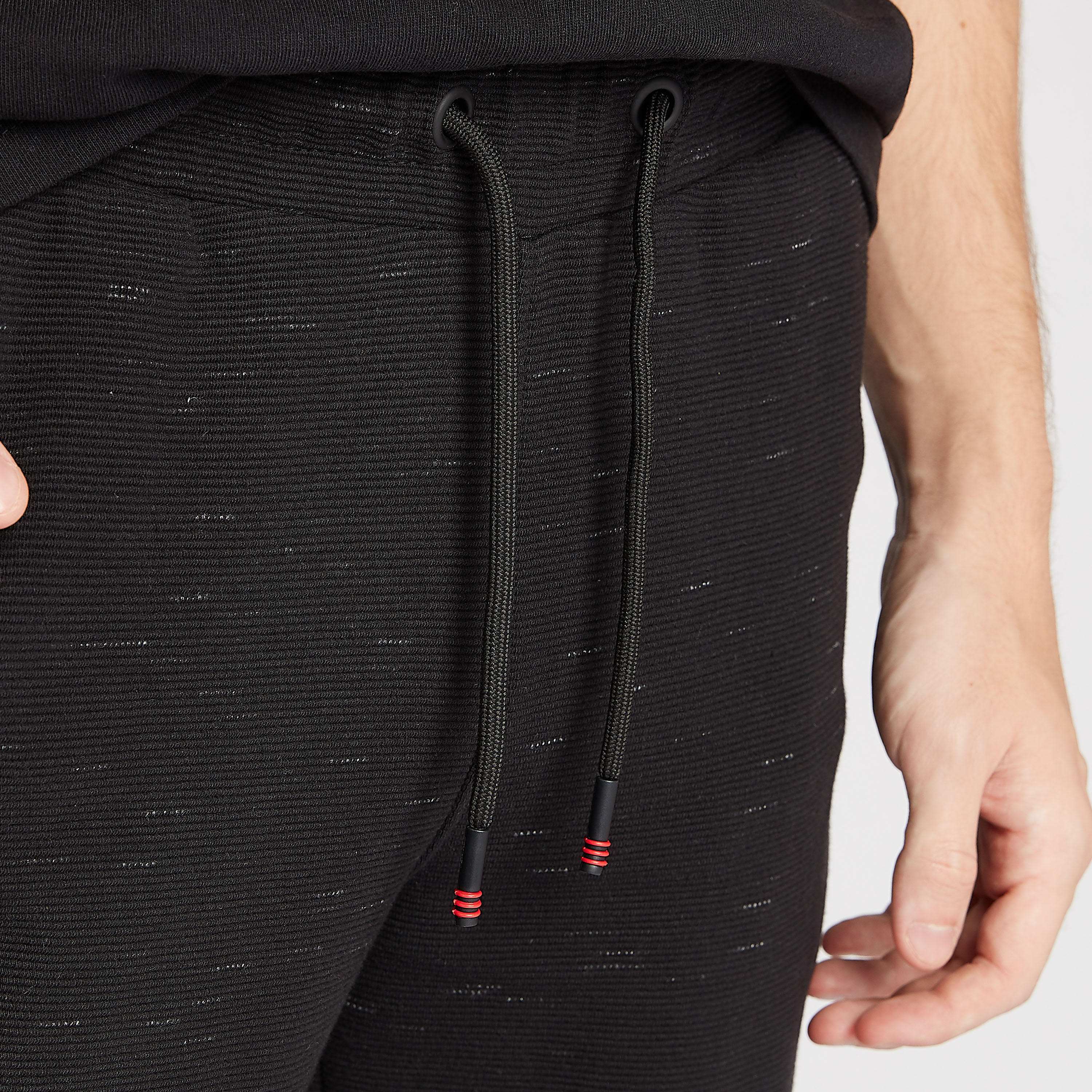 شورت مستدام بارز الملمس برباط إغلاق وجيوب من آيكونيك-men-clothing-bottoms-shorts-image-2