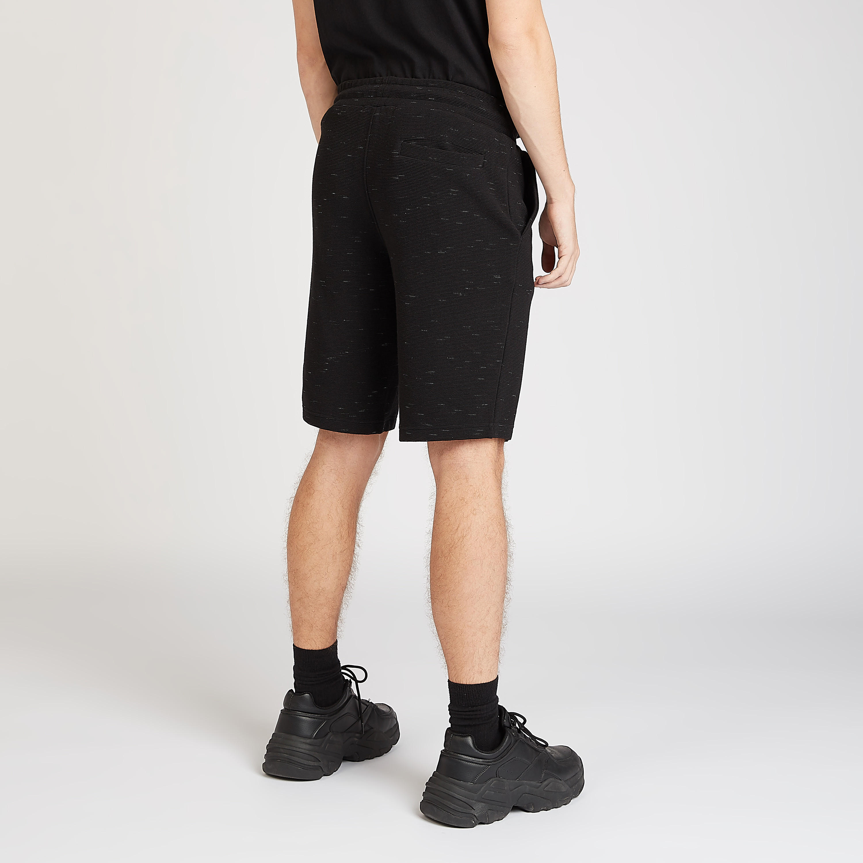 شورت مستدام بارز الملمس برباط إغلاق وجيوب من آيكونيك-men-clothing-bottoms-shorts-image-1