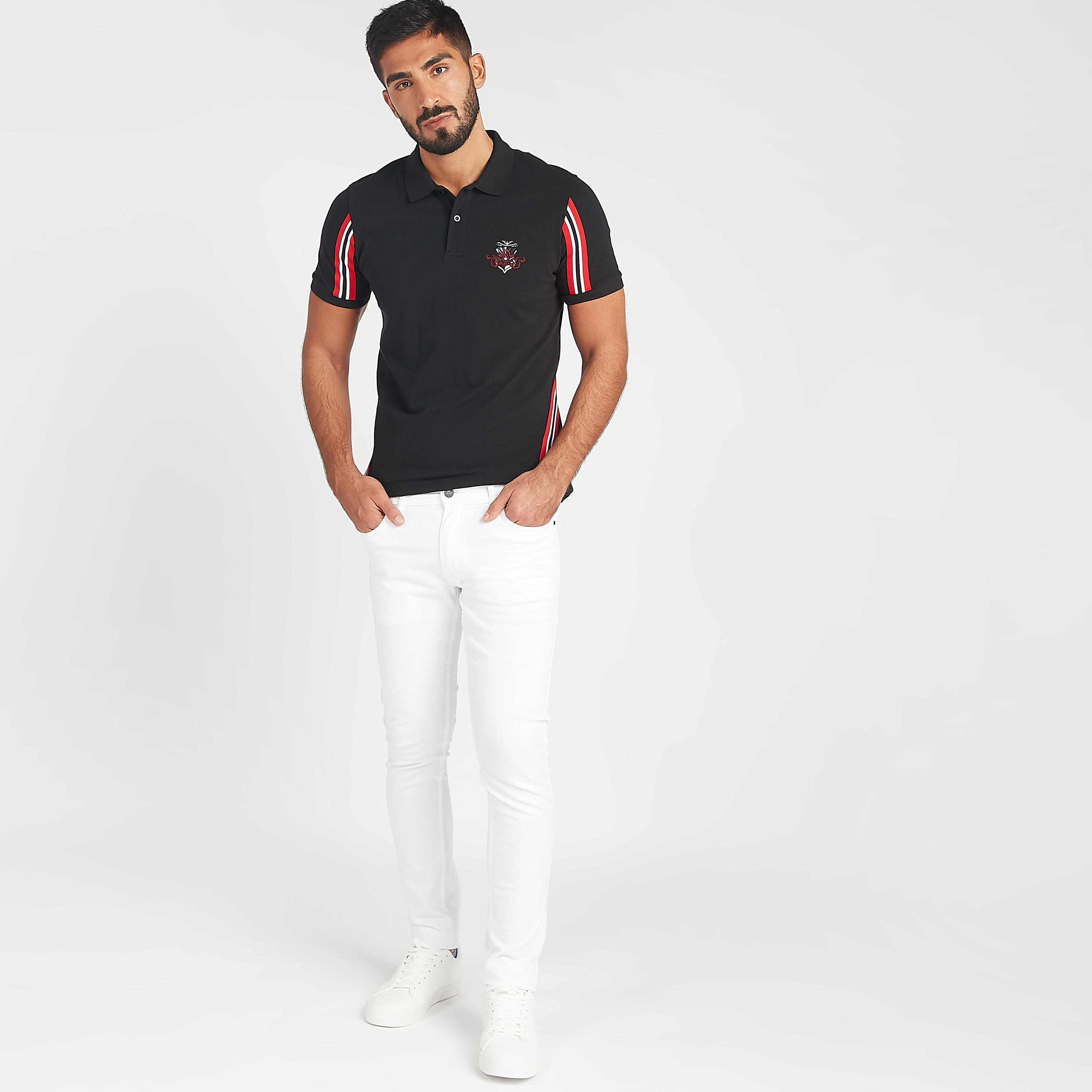 تيشيرت بولو مستدام بأكمام قصيرة وتفاصيل مخططة من آيكونيك-men-clothing-tshirtsandpolos-polos-image-2
