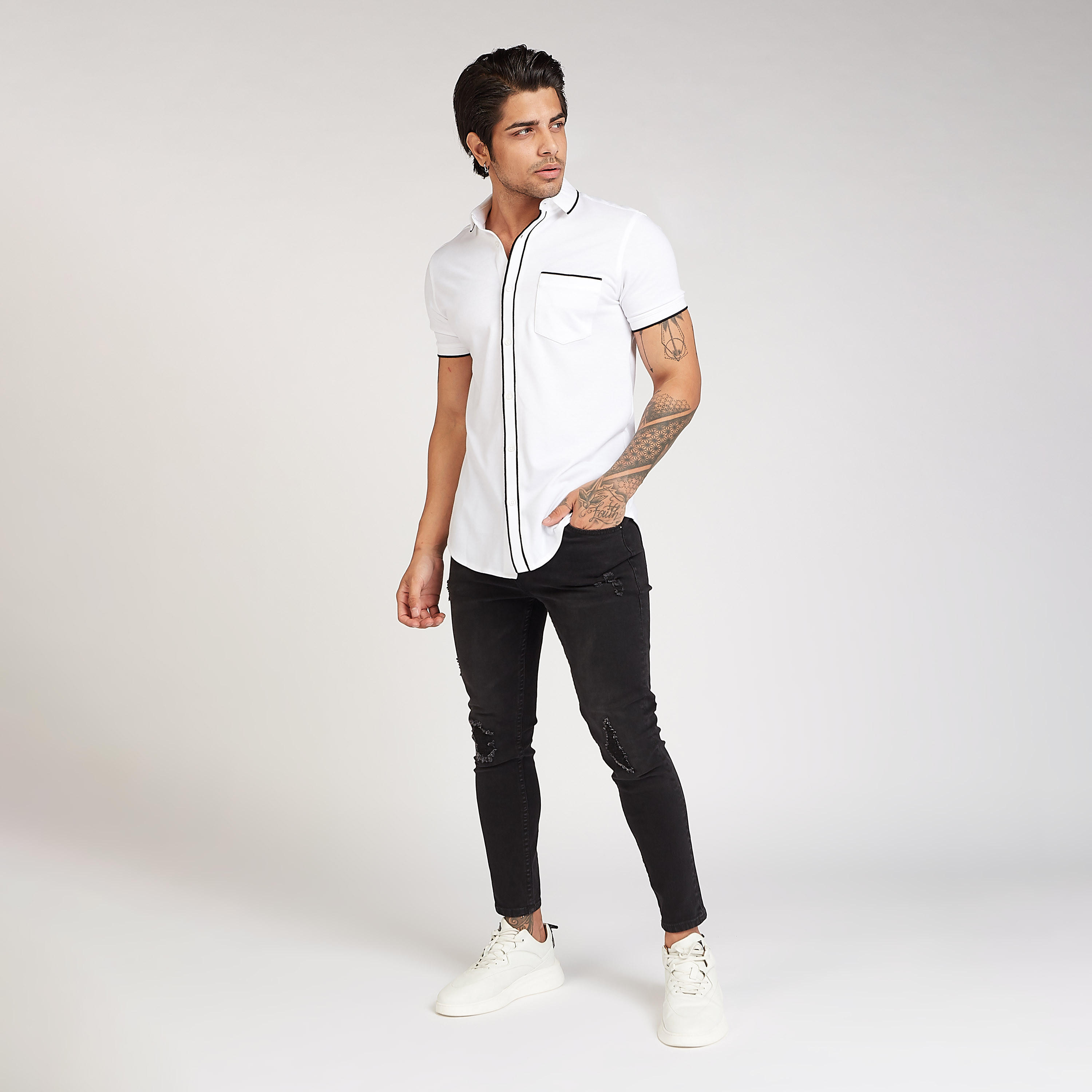 تيشيرت مستدام سادة سليم بأكمام قصيرة من آيكونيك-men-clothing-shirts-image-2