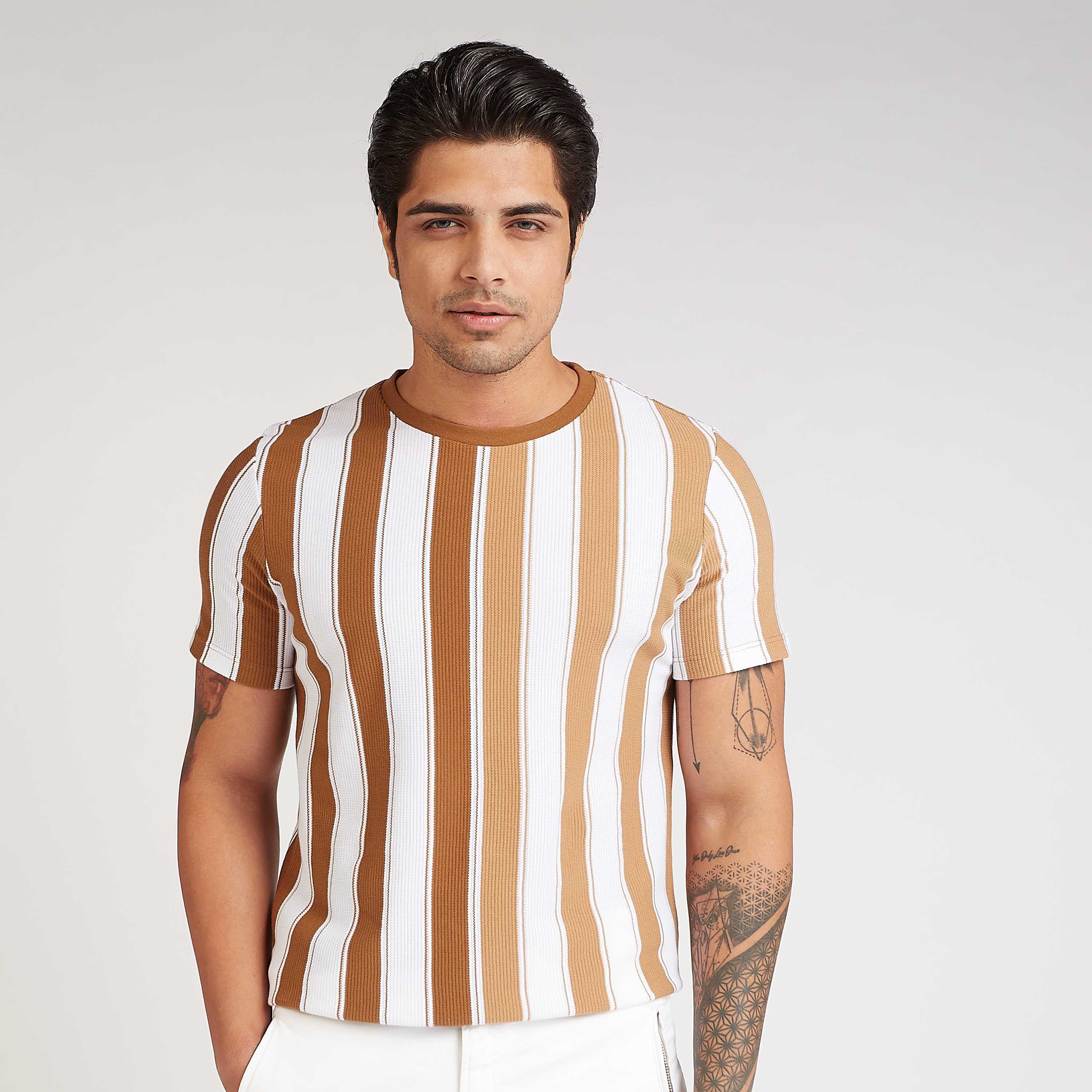 تيشيرت مستدام سليم مخطط بأكمام قصيرة من آيكونيك-men-clothing-tshirtsandpolos-tshirts-image-4