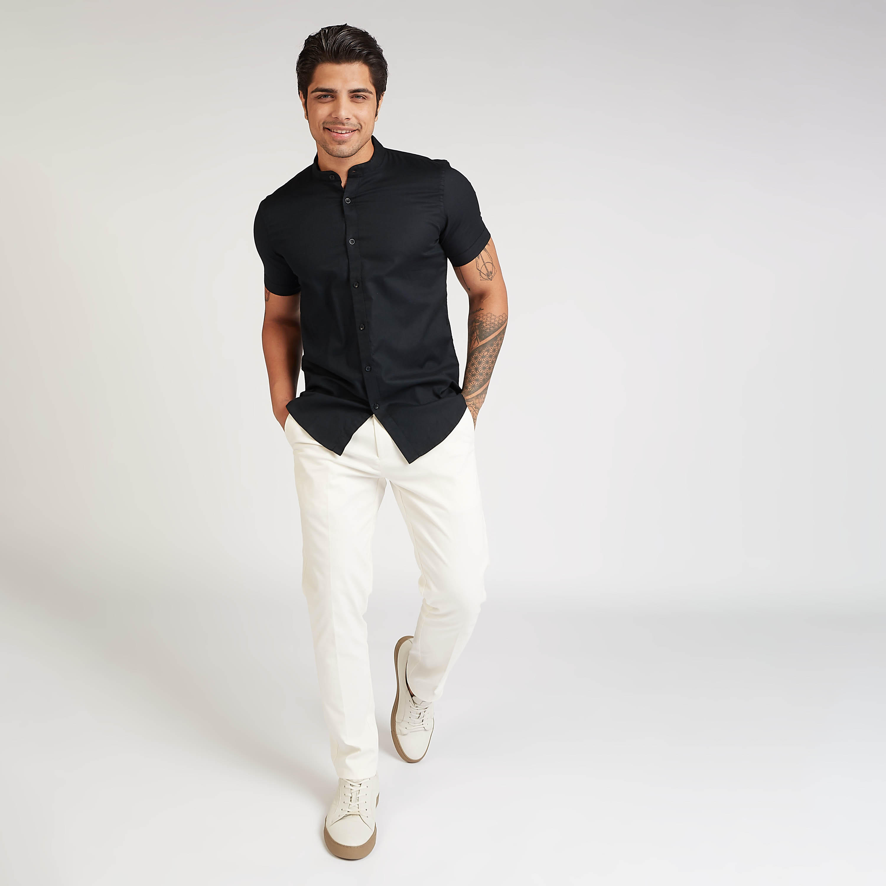 قميص سادة سليم بياقة ماندارين وأكمام قصيرة من آيكونيك-men-clothing-shirts-image-2