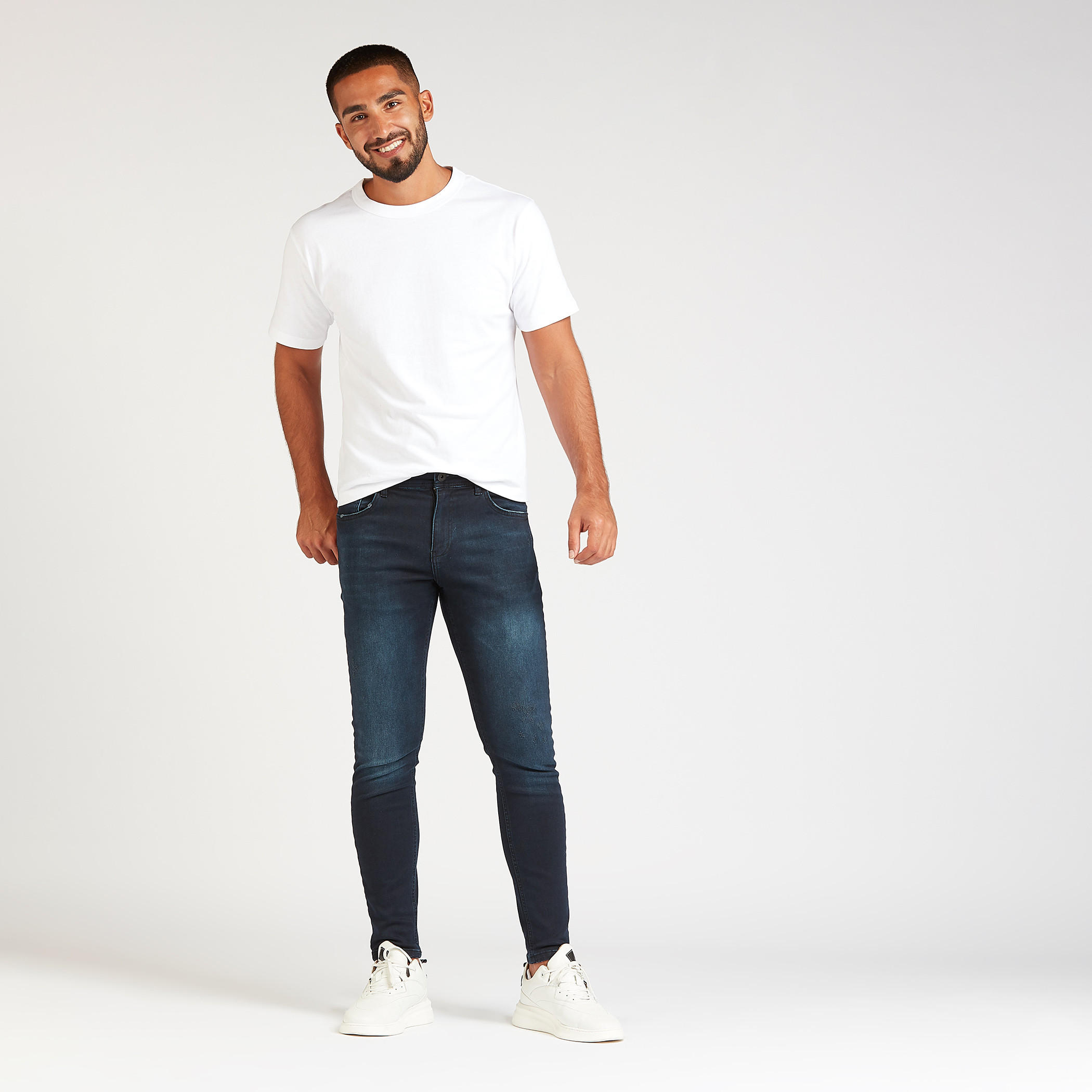 بنطلون جينز سادة سليم بخصر متوسط الارتفاع وجيوب من آيكونيك-men-clothing-bottoms-jeans-image-2