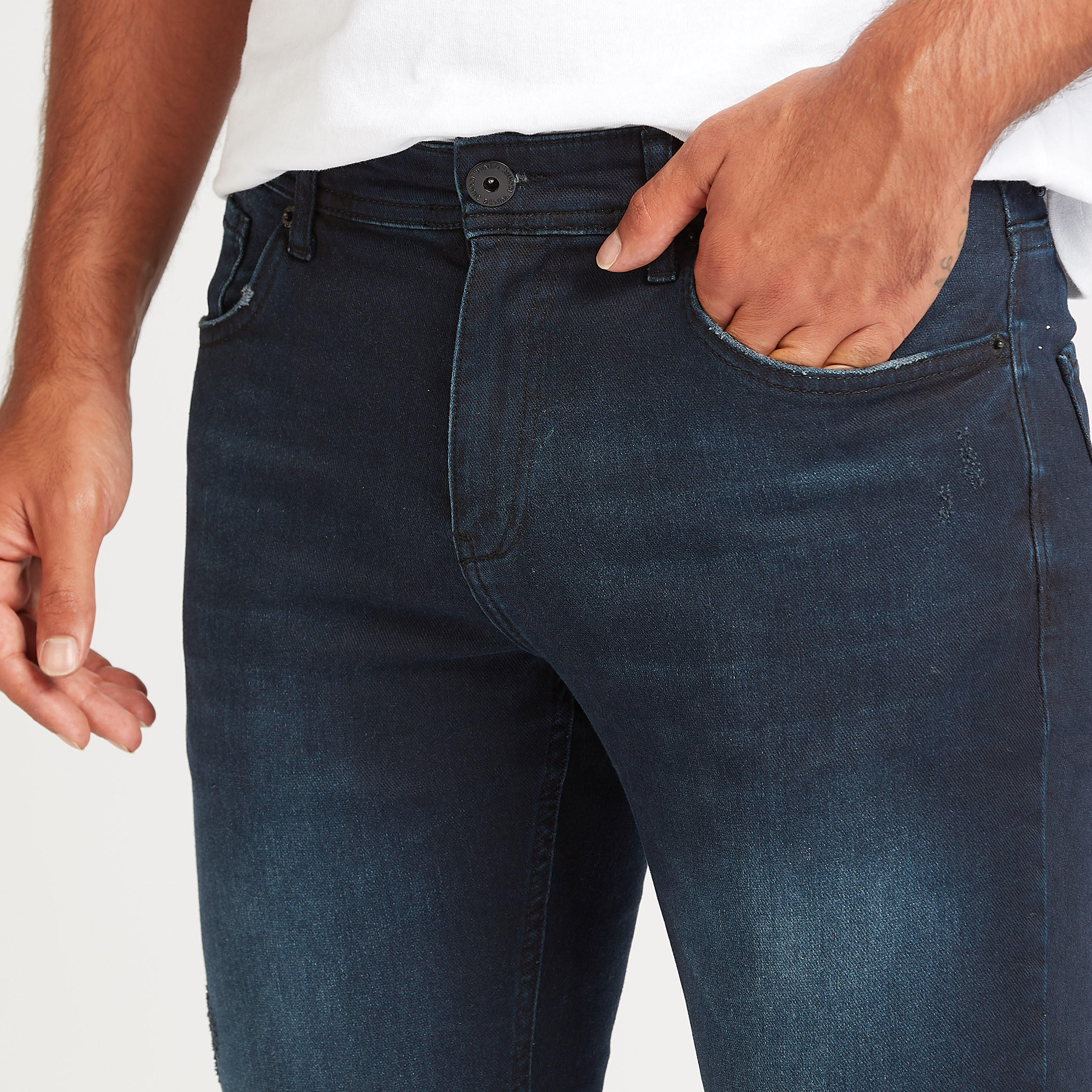بنطلون جينز سادة سليم بخصر متوسط الارتفاع وجيوب من آيكونيك-men-clothing-bottoms-jeans-image-3