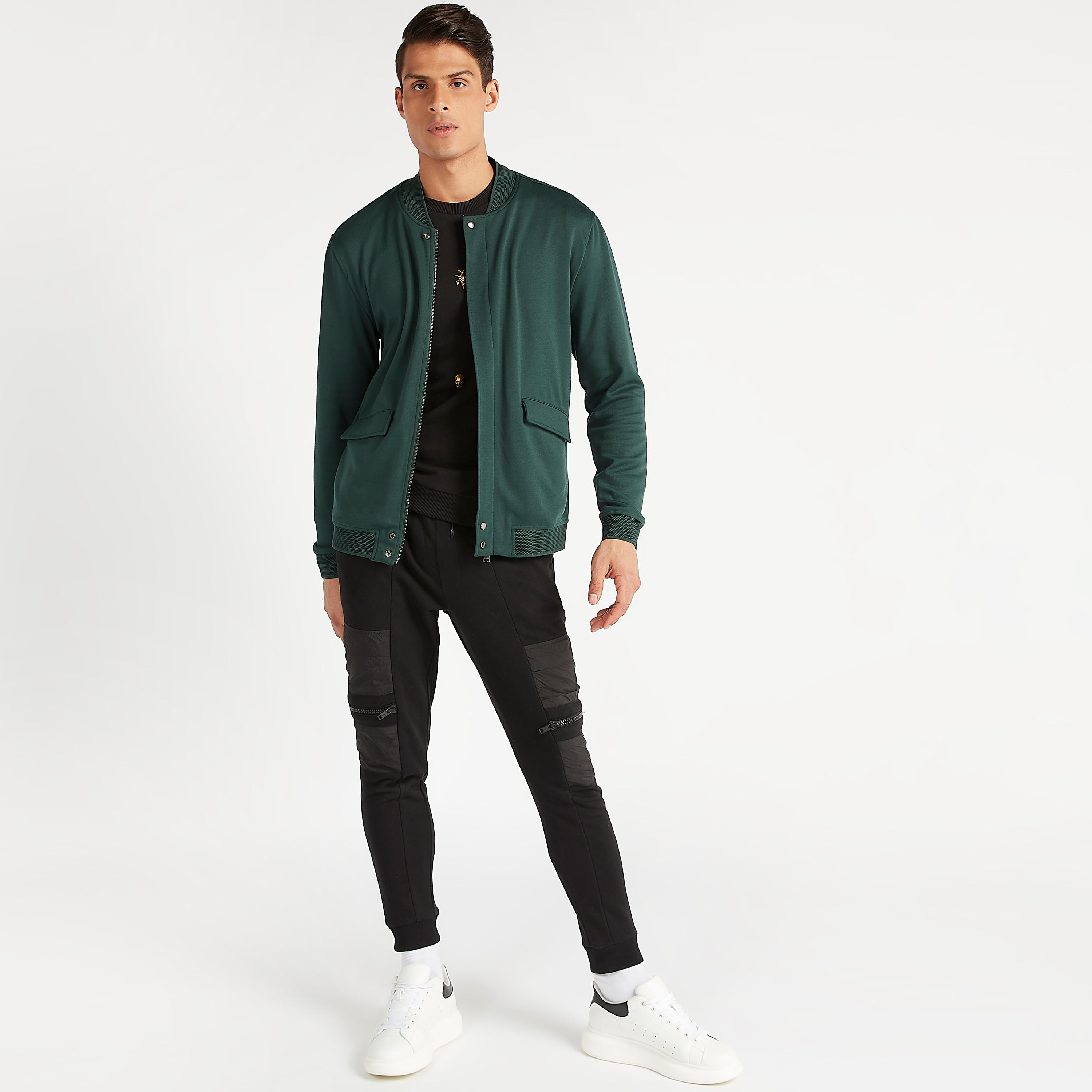 جاكيت مستدام خفيف بسحّاب وجيوب بطيّة من آيكونيك-men-clothing-jacketsandblazers-jackets-image-2