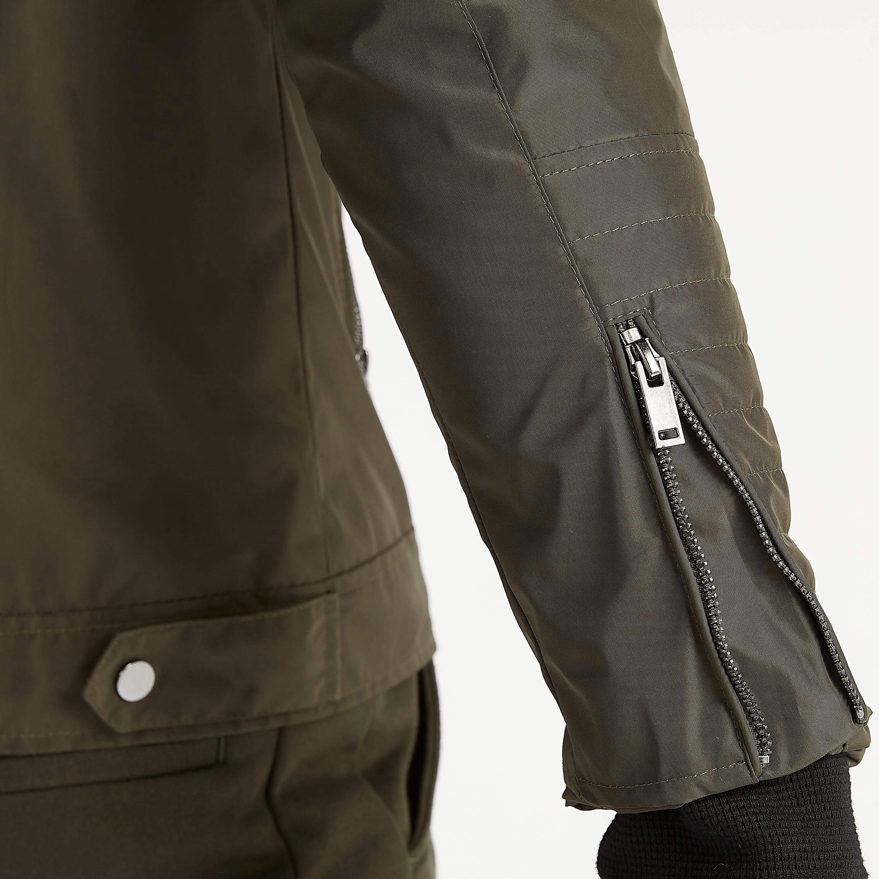 Iconic Solid Zip Through Bomber Jacket with Pockets and Long Sleeves-men-clothing-jacketsandblazers-jackets-image-6