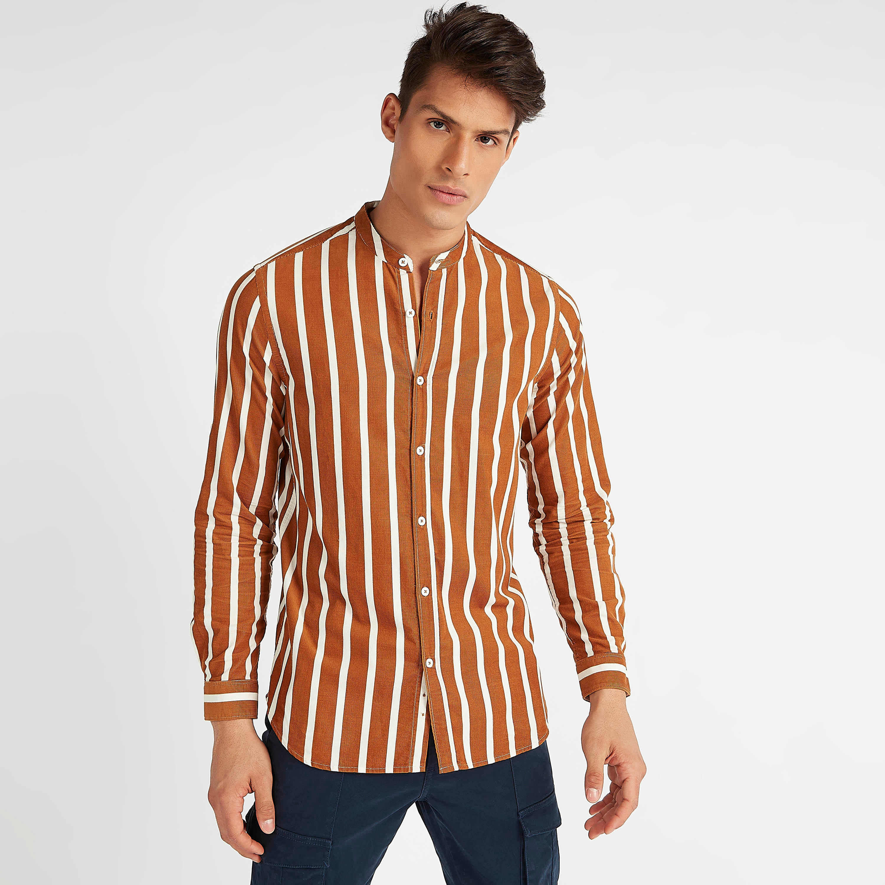 قميص مستدام مخطط بياقة ماندارين وأكمام طويلة من آيكونيك-men-clothing-shirts-image-1