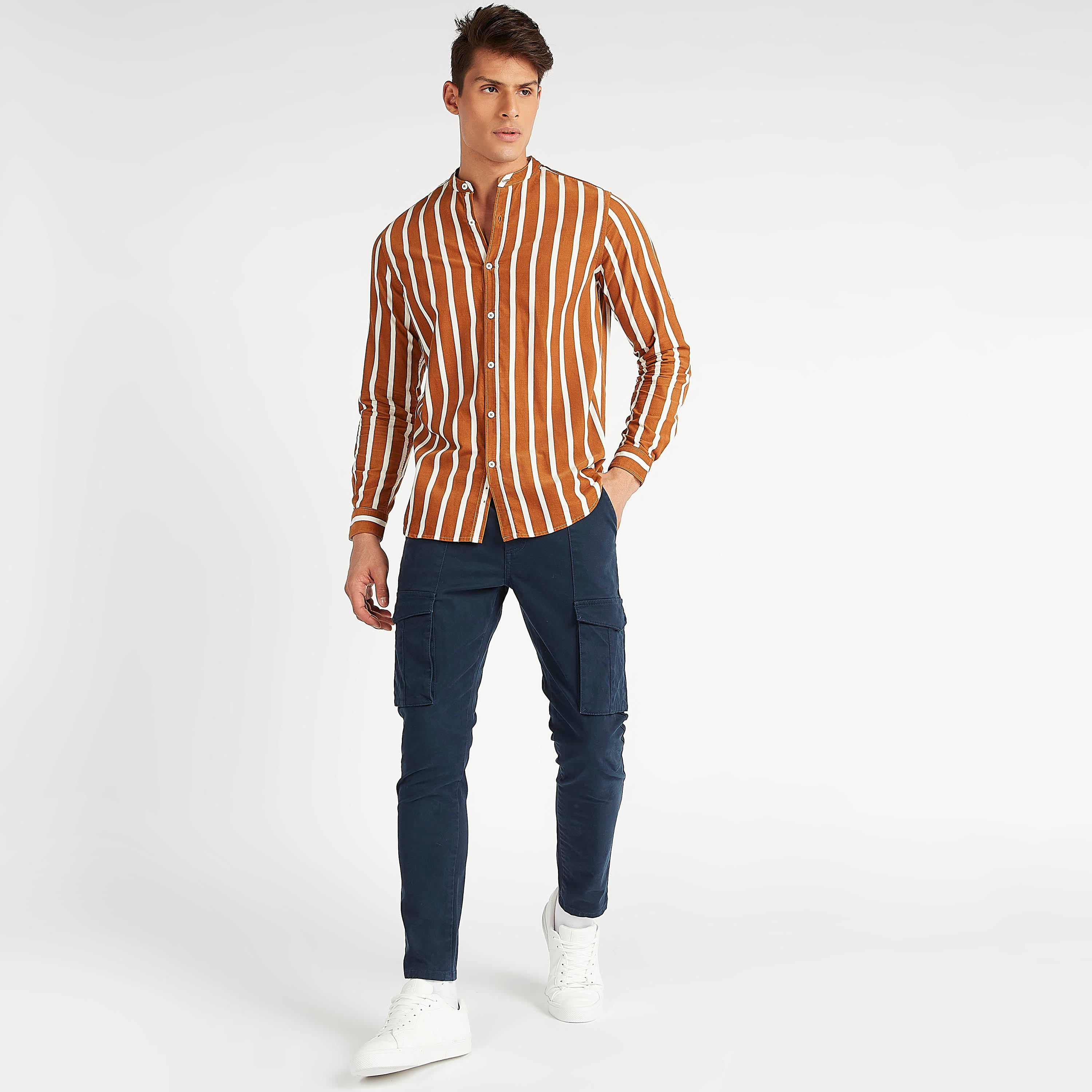 قميص مستدام مخطط بياقة ماندارين وأكمام طويلة من آيكونيك-men-clothing-shirts-image-2