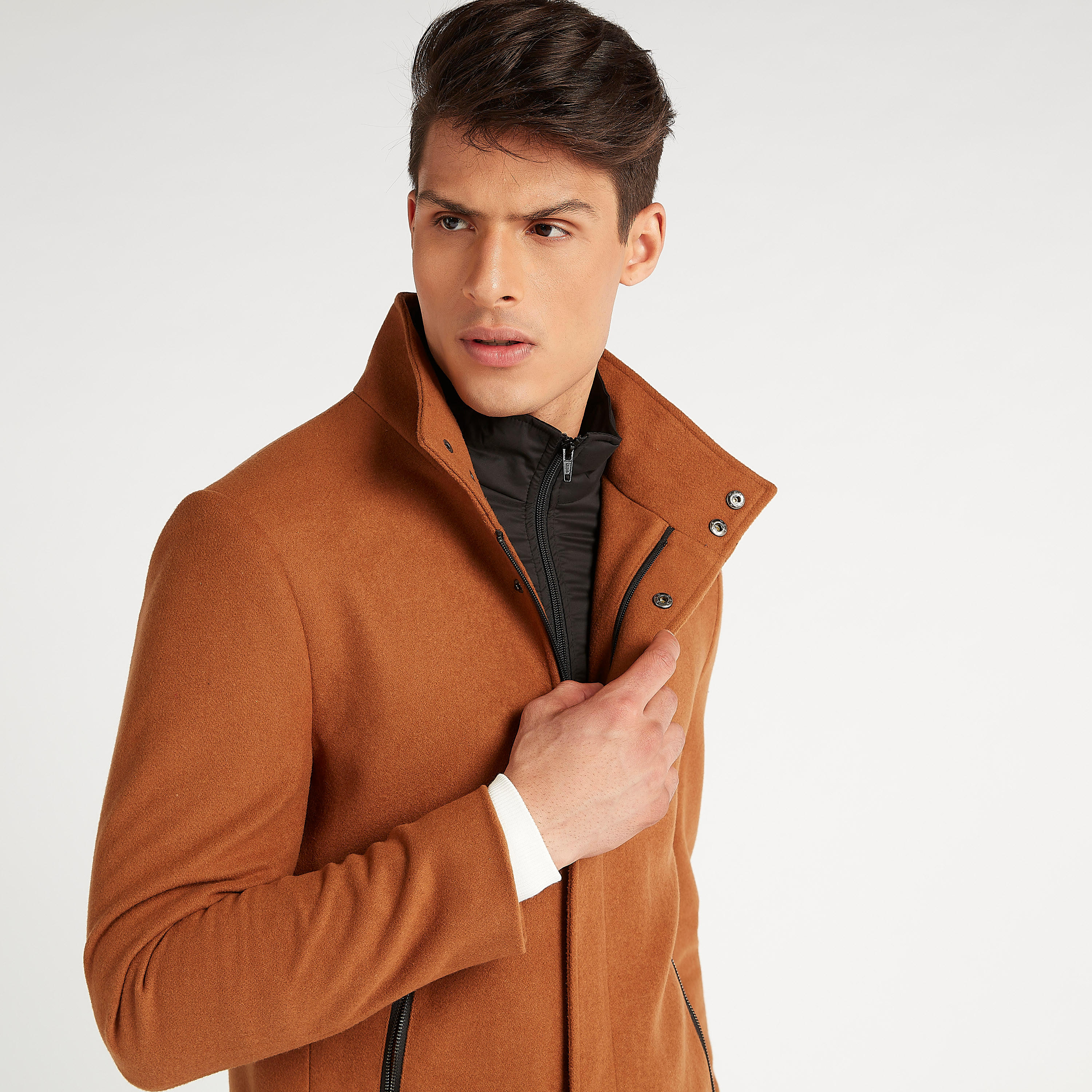 جاكيت طويل بسحّاب وأكمام طويلة وجيوب من آيكونيك-men-clothing-jacketsandblazers-jackets-image-7