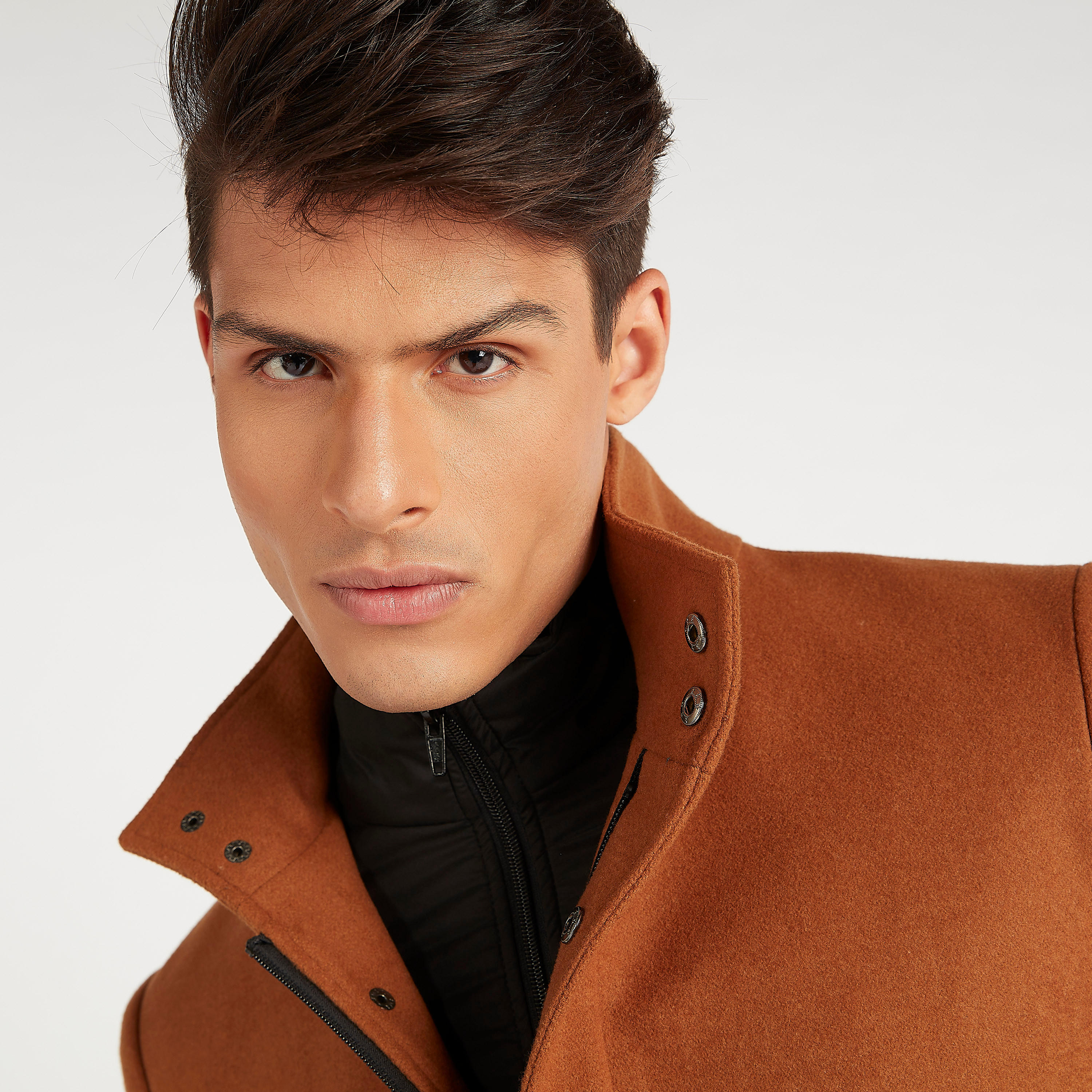 جاكيت طويل بسحّاب وأكمام طويلة وجيوب من آيكونيك-men-clothing-jacketsandblazers-jackets-image-8
