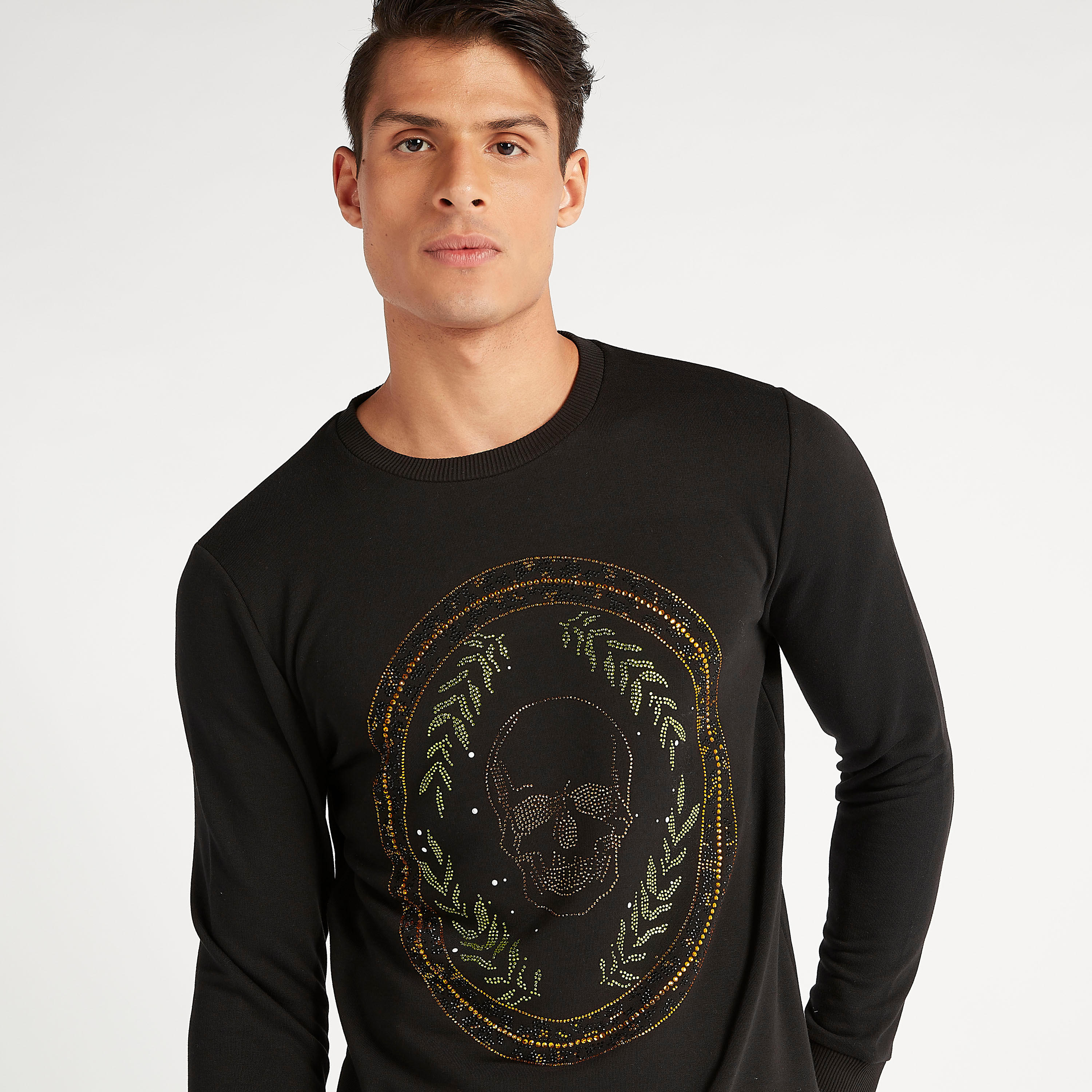 سويت شيرت مزيّن بأكمام طويلة وياقة ضيّقة من آيكونيك-men-winterwear-hoodiesandsweatshirts-image-3