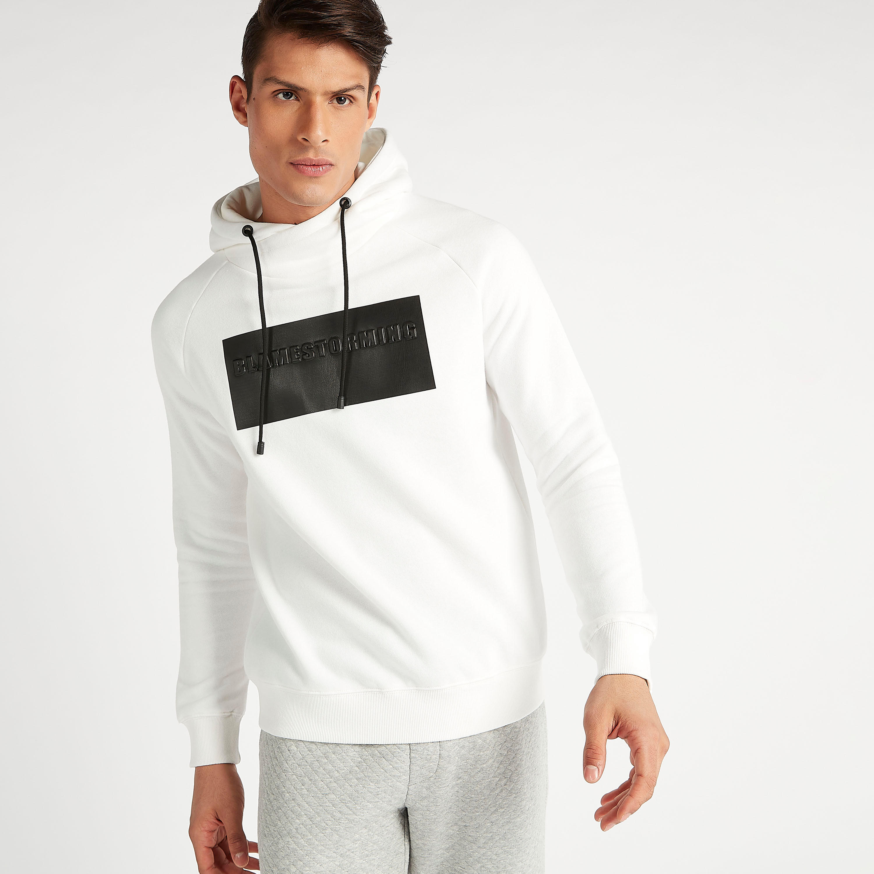 هودي مستدام بأكمام طويلة وطبعات من آيكونيك-men-winterwear-hoodiesandsweatshirts-image-5