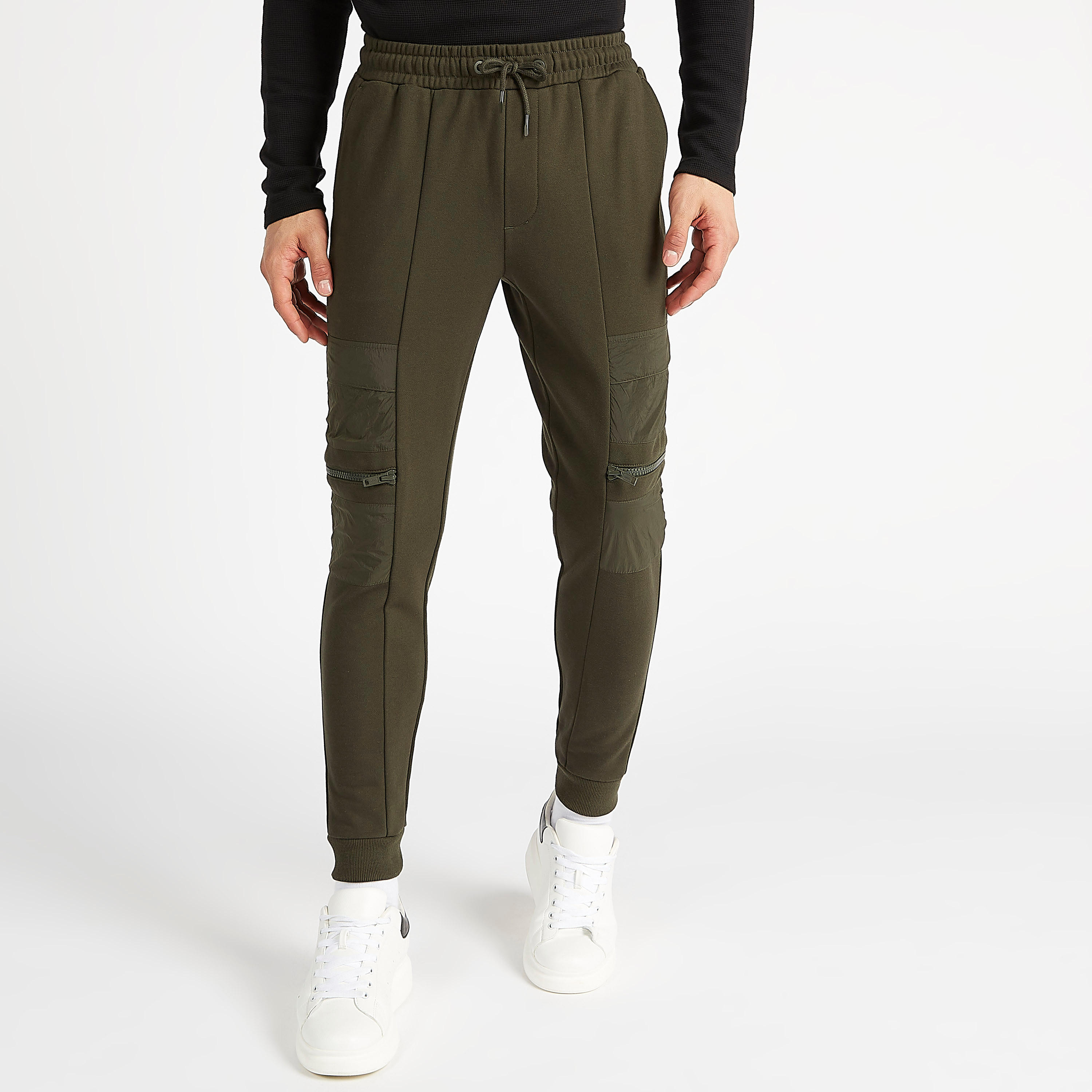 بنطلون رياضي مستدام بارز الملمس بجيوب بسحّاب من آيكونيك-men-clothing-bottoms-joggers-image-1