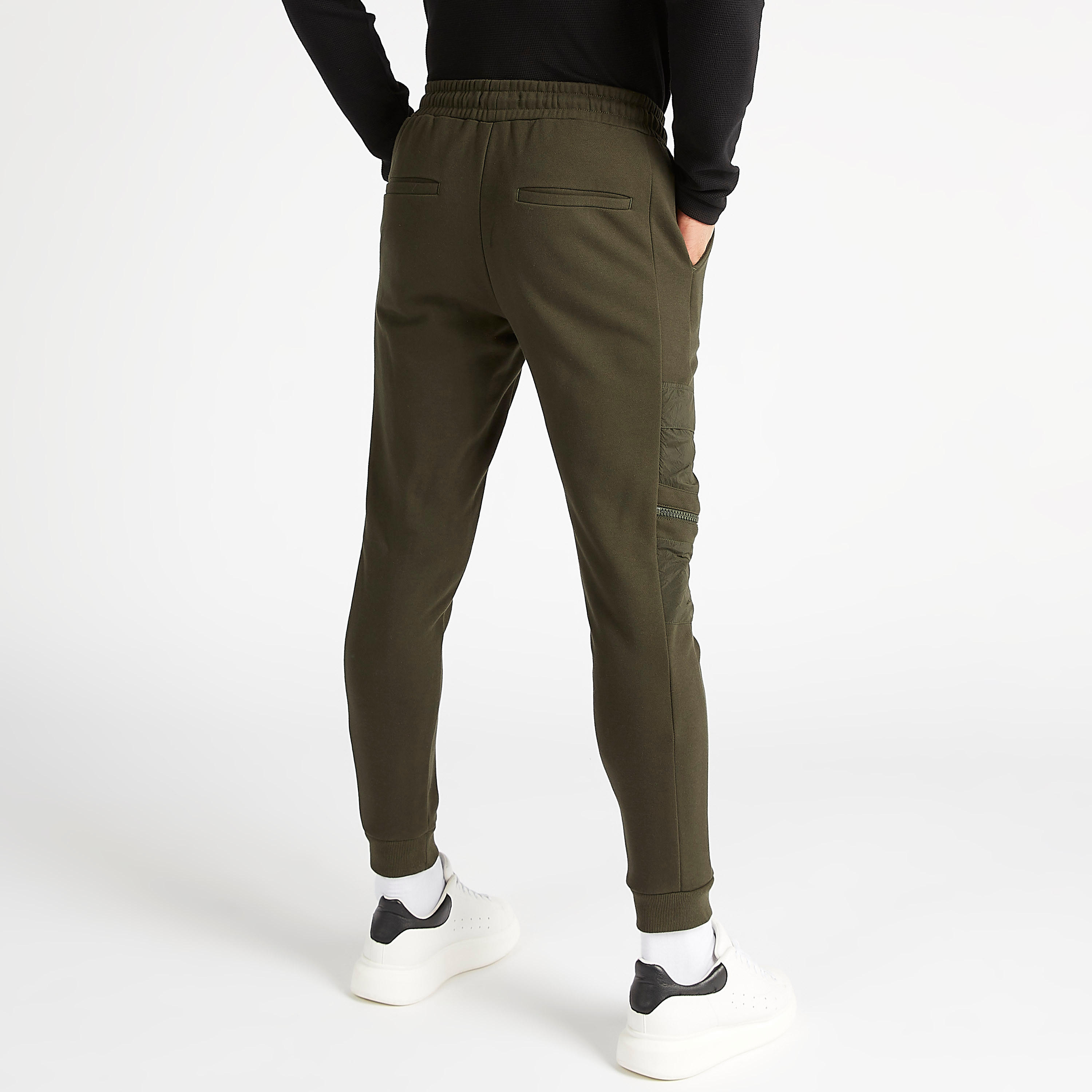 بنطلون رياضي مستدام بارز الملمس بجيوب بسحّاب من آيكونيك-men-clothing-bottoms-joggers-image-4