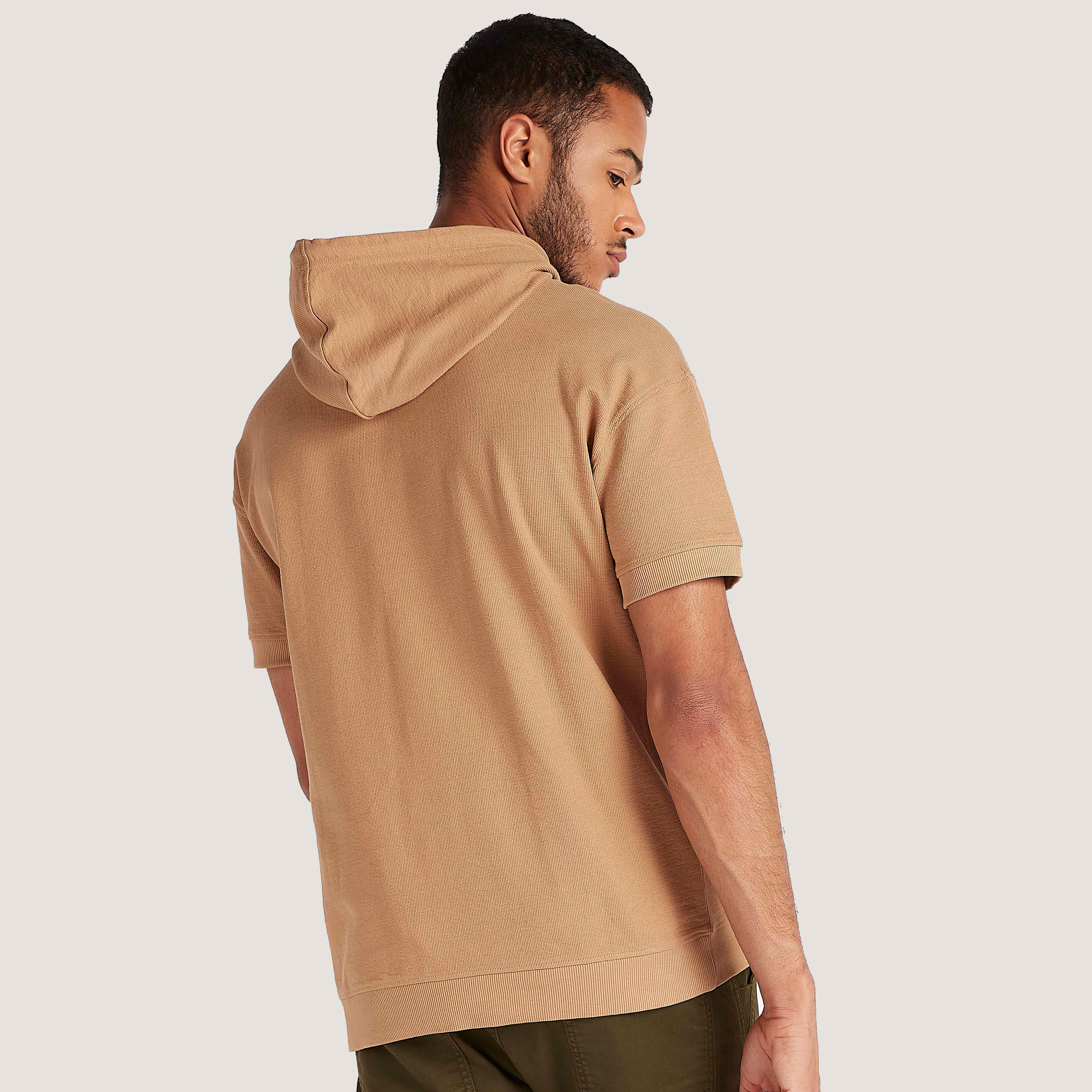 هودي  بأكمام قصيرة وجيوب كنغر من آيكونيك-men-winterwear-hoodiesandsweatshirts-image-4