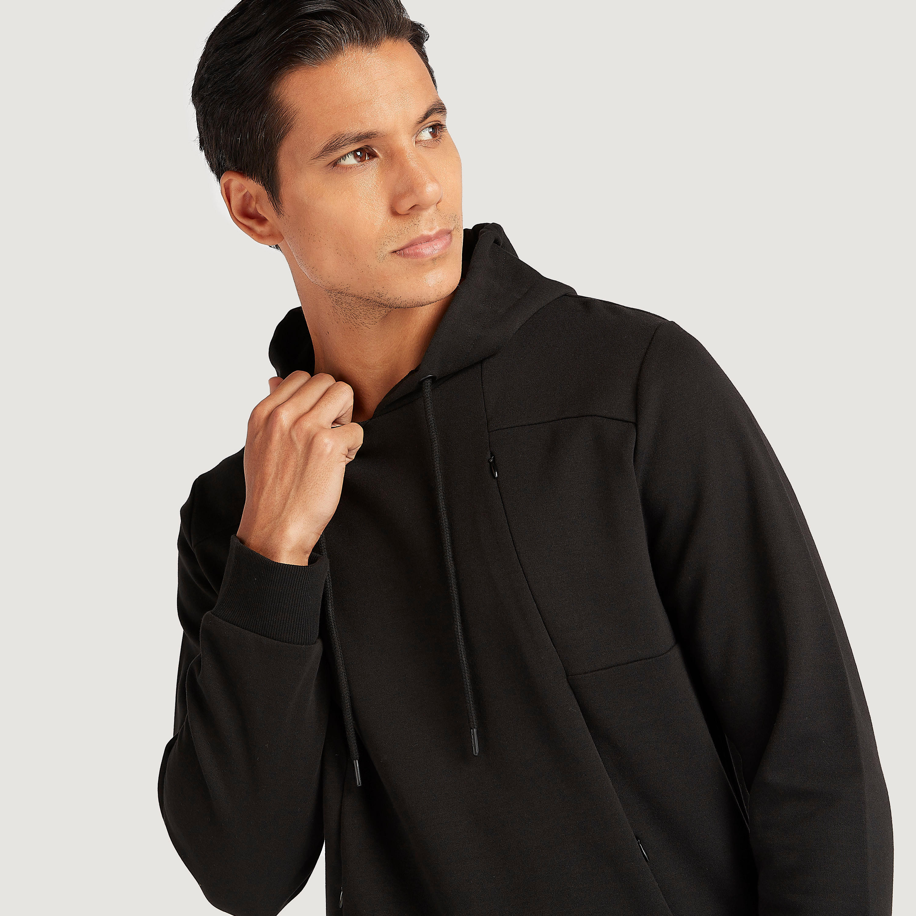 هودي سادة بسحّاب وأكمام طويلة وجيوب من آيكونيك-men-winterwear-hoodiesandsweatshirts-image-8