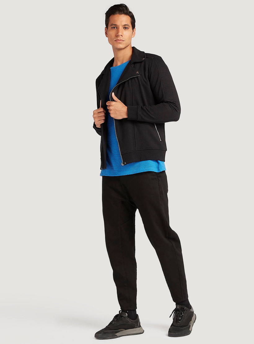 جاكيت خفيف بسحّاب وأكمام طويلة من آيكونيك-men-clothing-jacketsandblazers-jackets-image-3