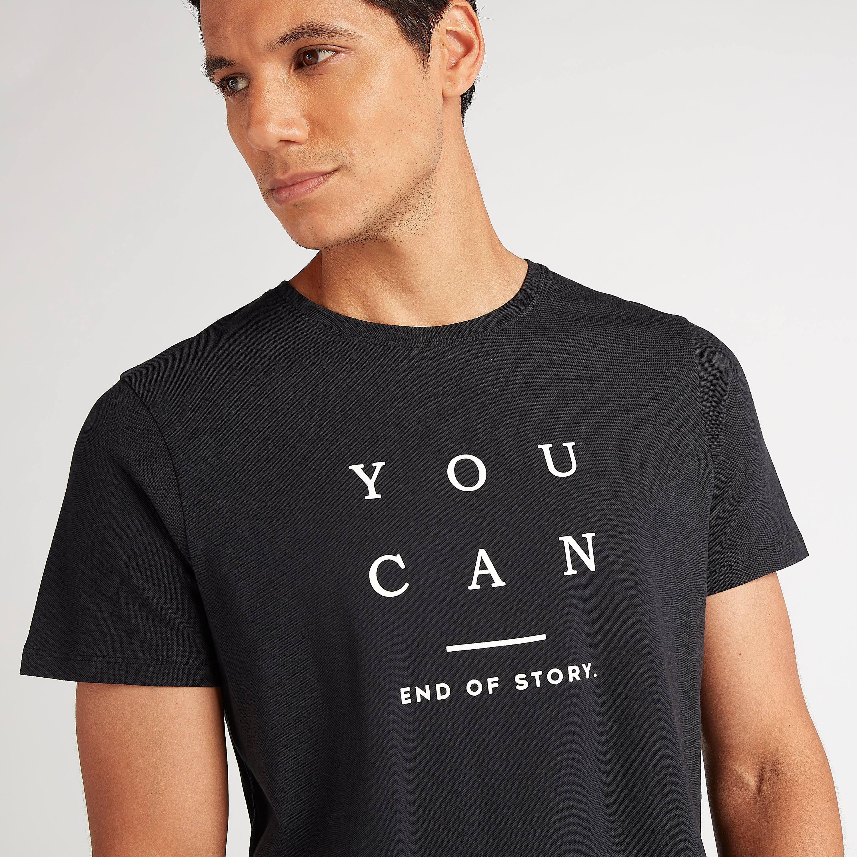 تيشيرت بياقة ضيّقة وأكمام قصيرة وطبعات من آيكونيك-men-clothing-tshirtsandpolos-tshirts-image-2