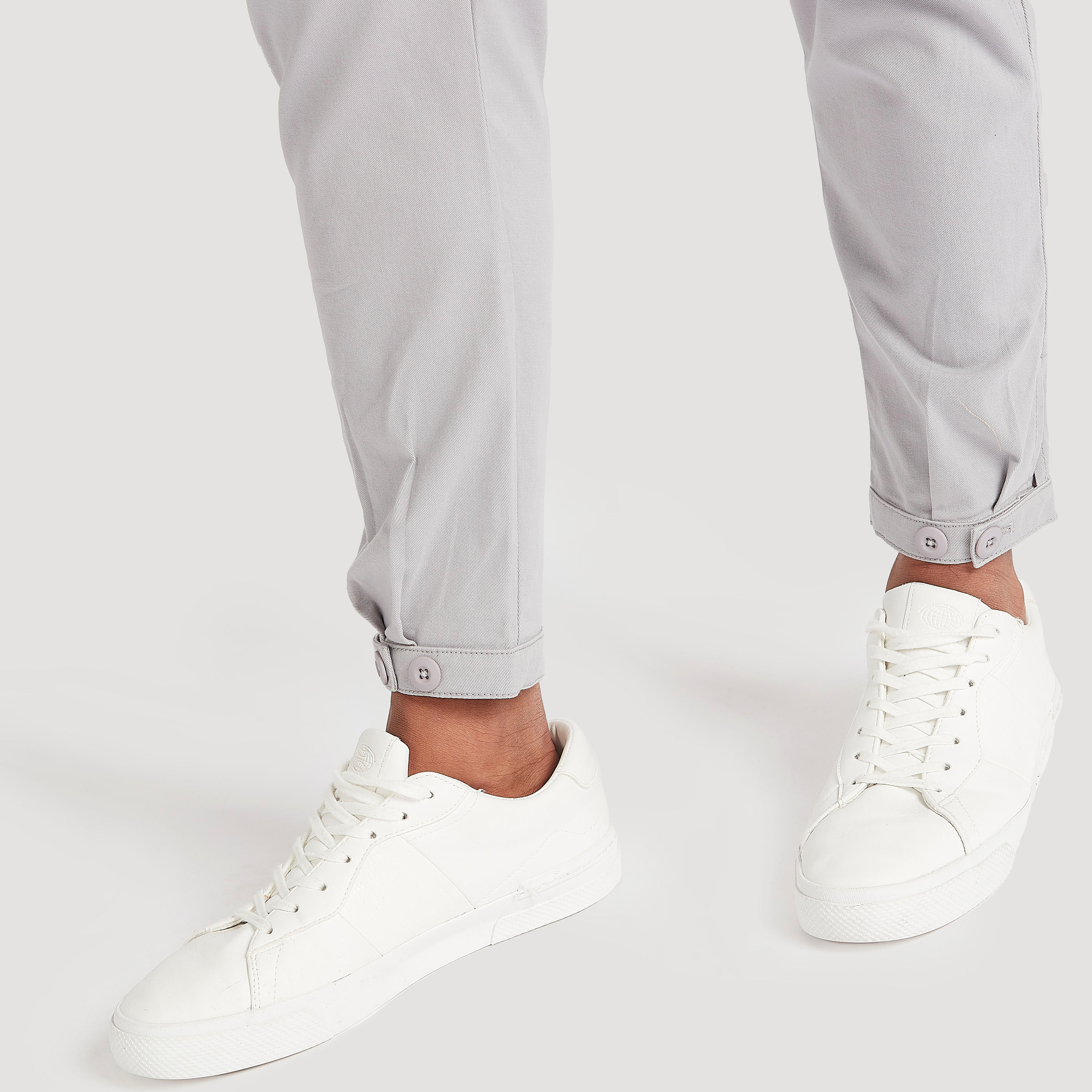 بنطلون سادة بخصر مرن من آيكونيك-men-clothing-bottoms-trousersandchinos-trousers-image-5