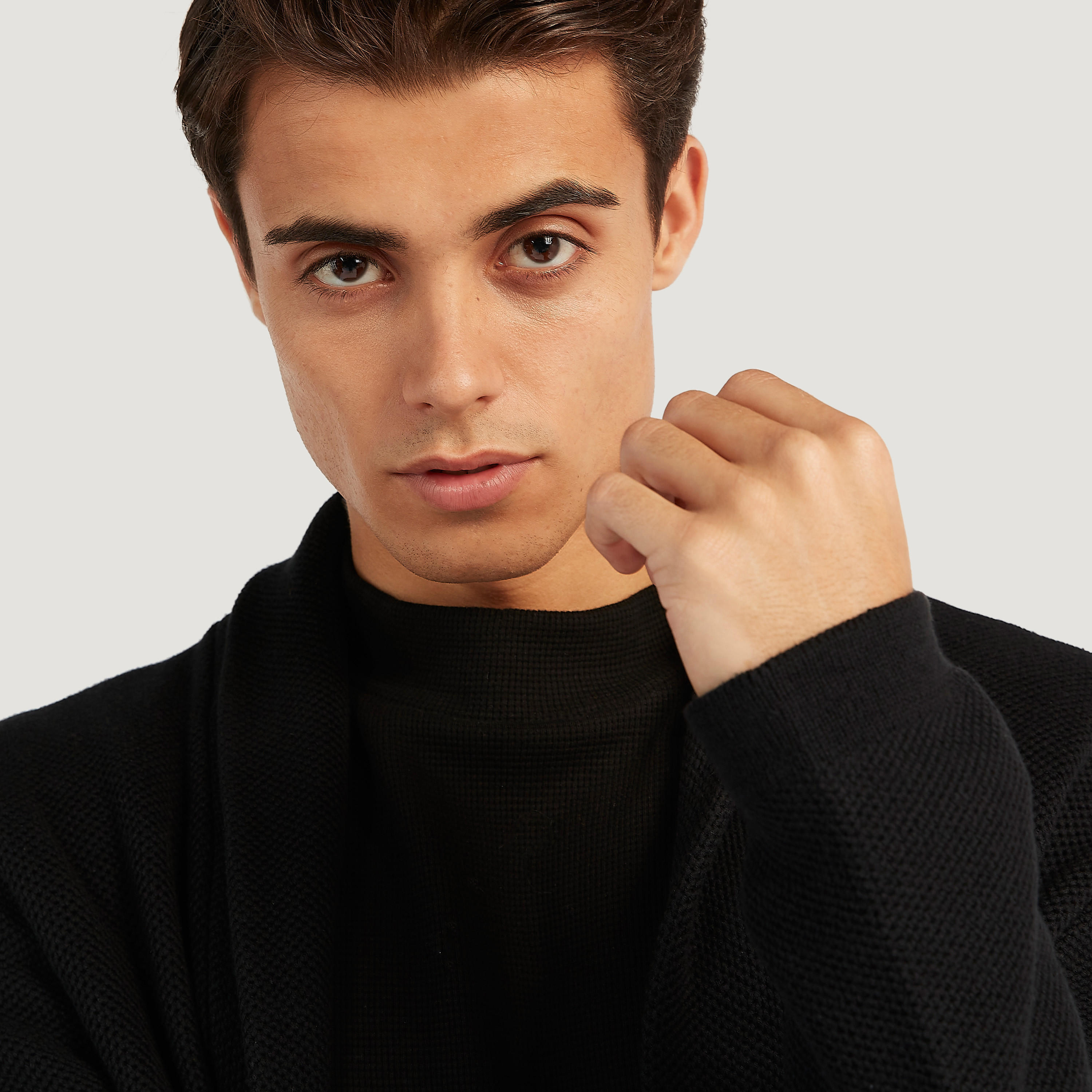 كارديجان مستدام بارز الملمس بأكمام طويلة وجيوب من آيكونيك-men-clothing-sweatersandpullovers-image-3