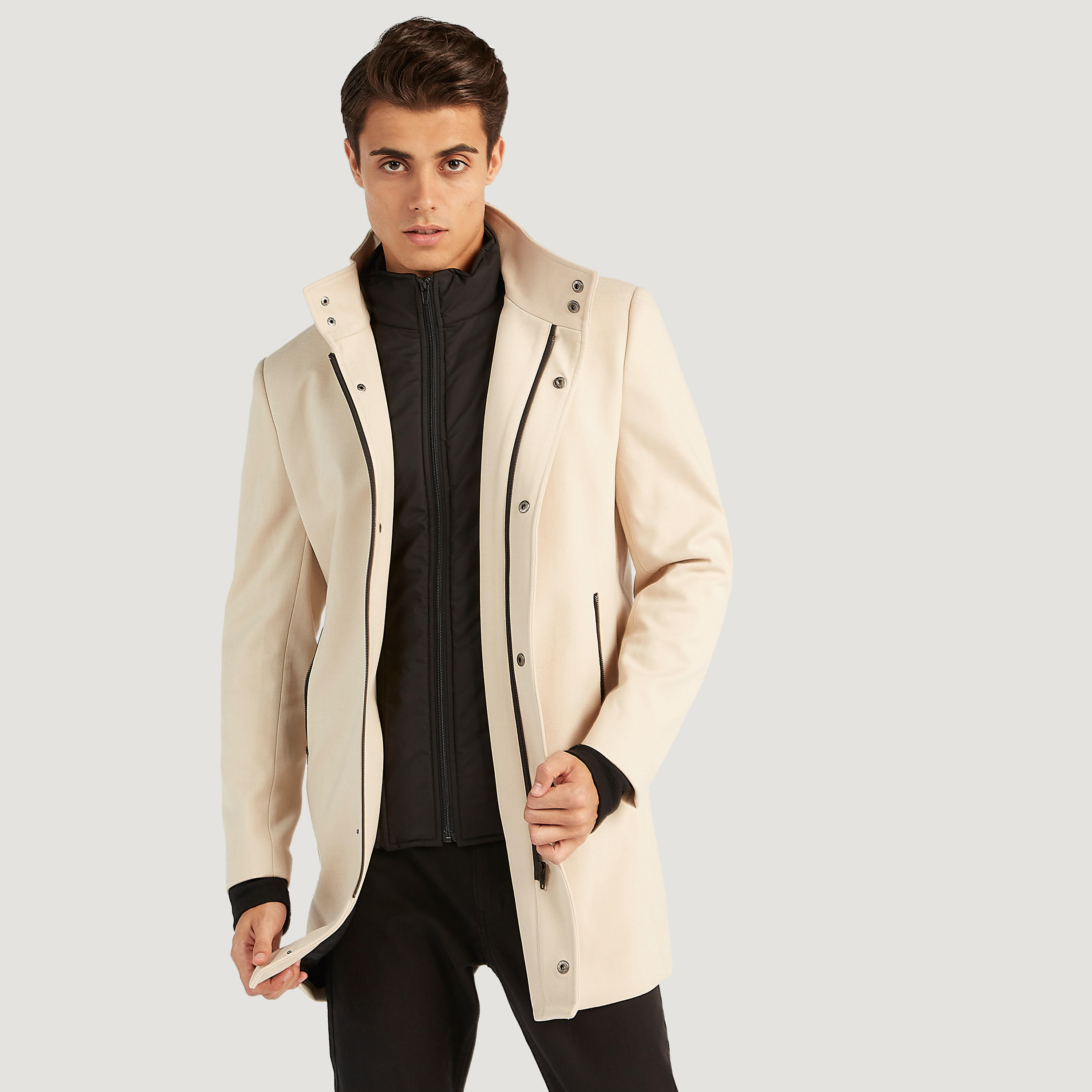 معطف سادة بجيوب وسحّاب إغلاق من آيكونيك-men-clothing-jacketsandblazers-coats-image-7