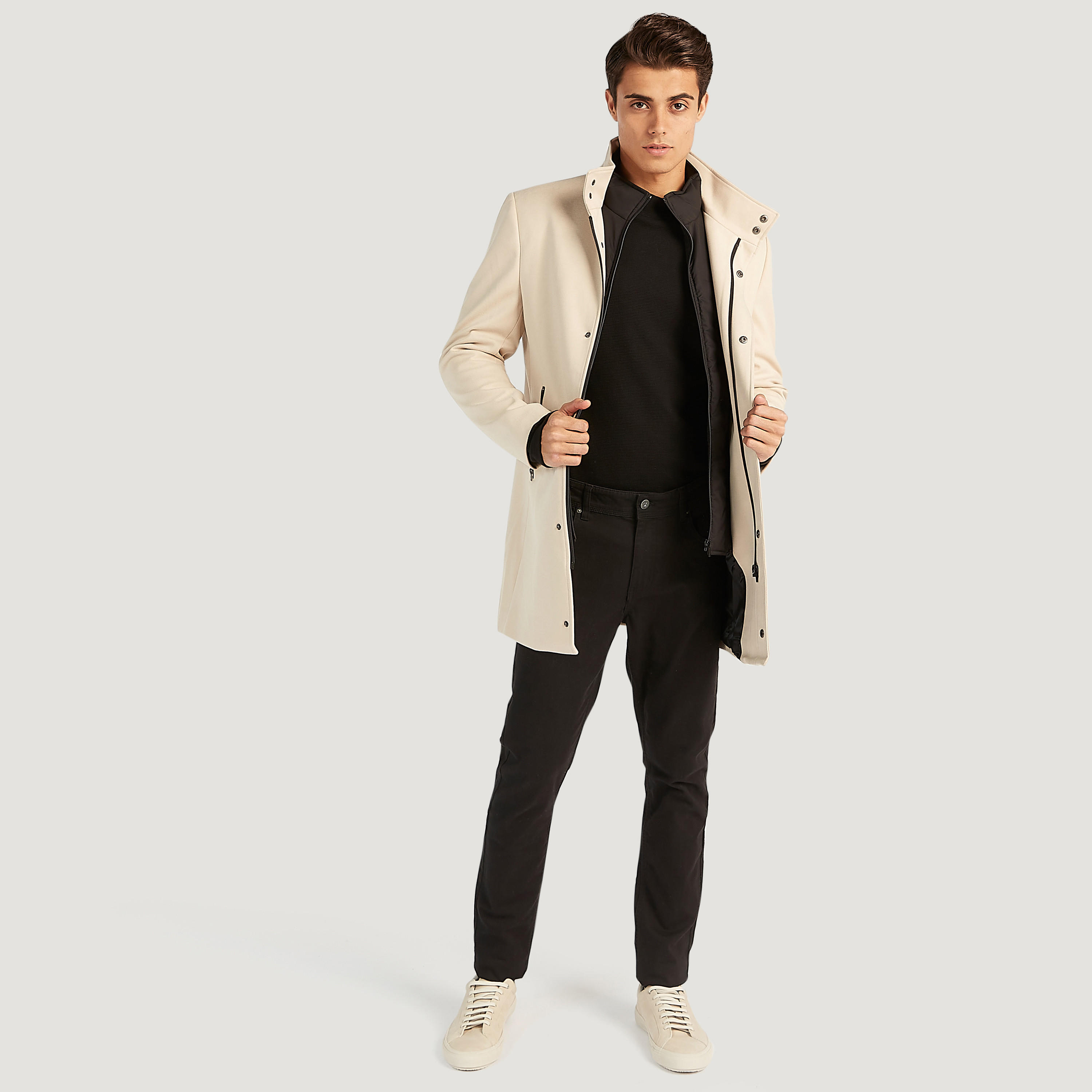 معطف سادة بجيوب وسحّاب إغلاق من آيكونيك-men-clothing-jacketsandblazers-coats-image-6