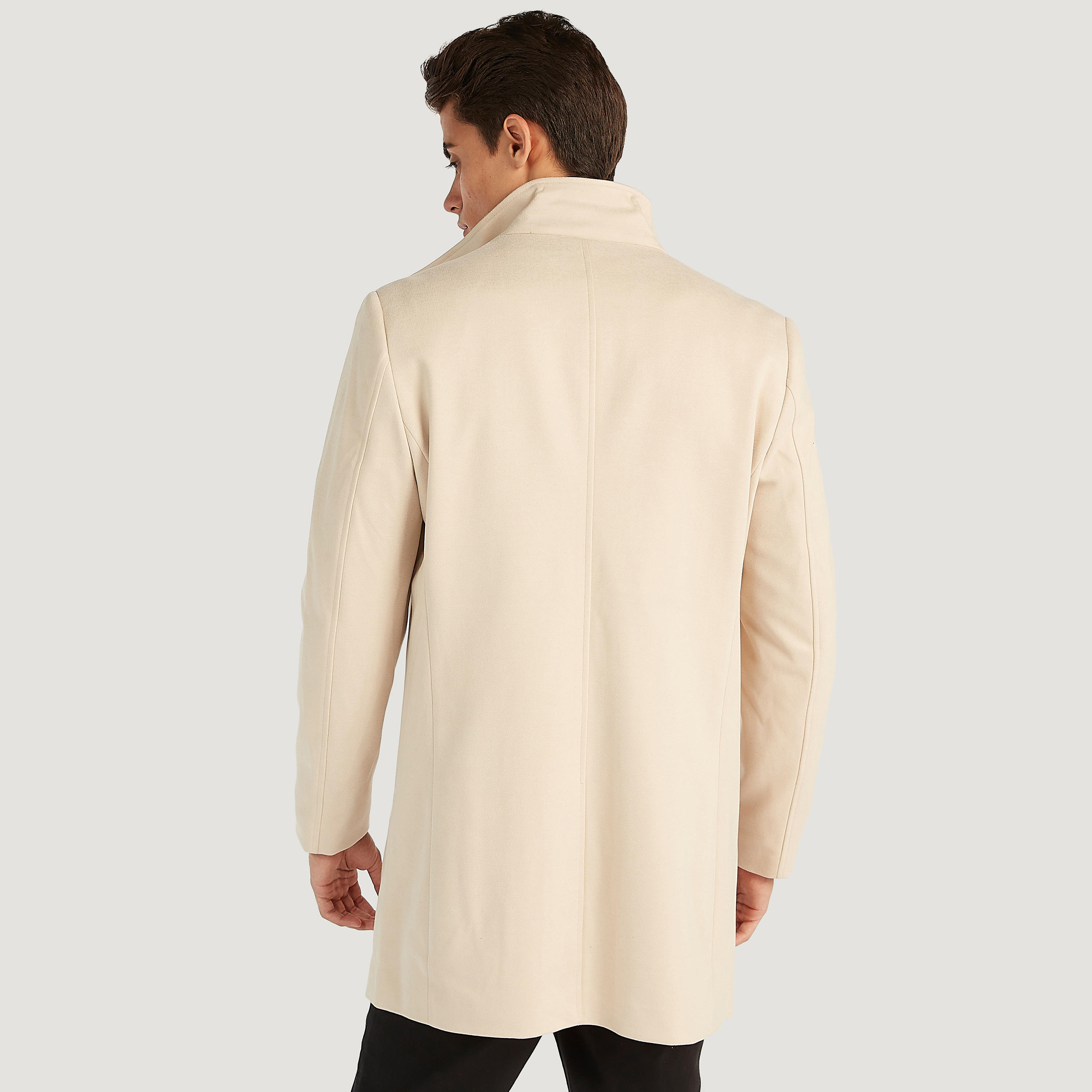 معطف سادة بجيوب وسحّاب إغلاق من آيكونيك-men-clothing-jacketsandblazers-coats-image-4
