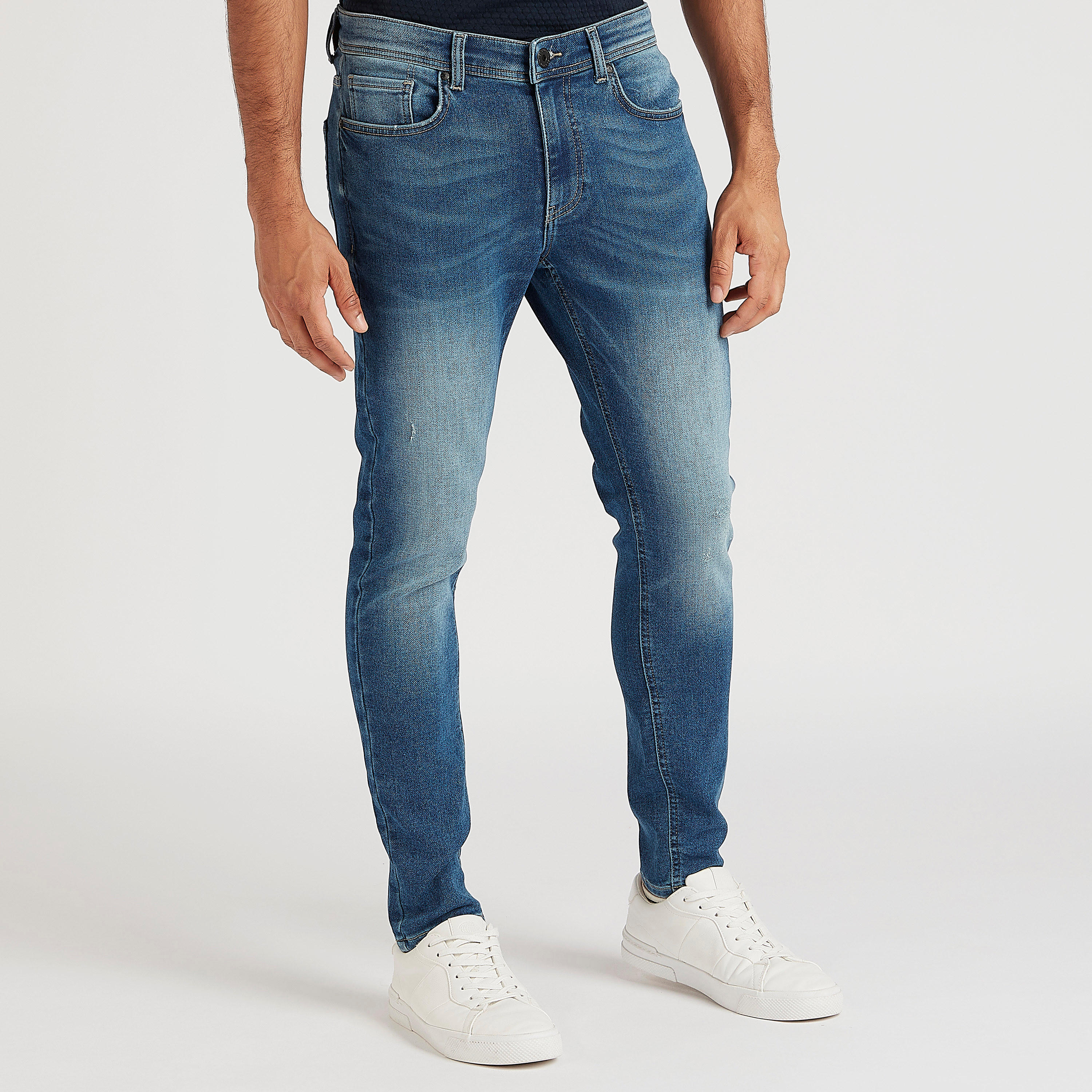 بنطلون جينز بزر إغلاق وجيوب من آيكونيك-men-clothing-bottoms-jeans-image-4