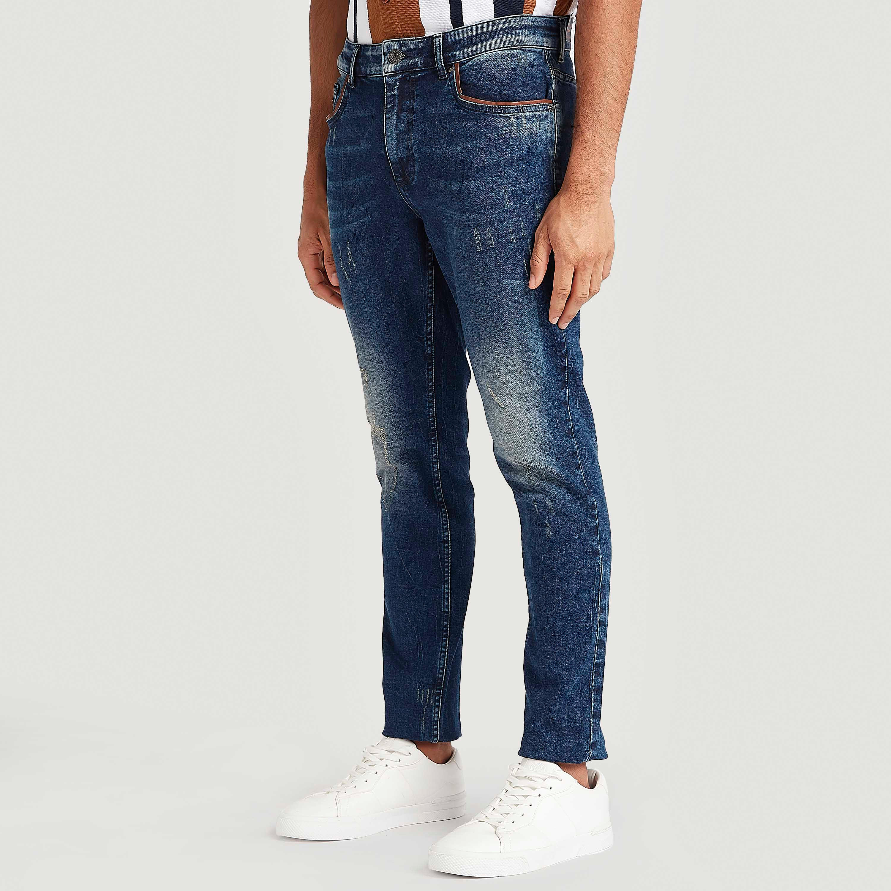 بنطلون جينز دنيم بارز الملمس بخصر متوسط الارتفاع وزر إغلاق من آيكونيك-men-clothing-bottoms-jeans-image-1