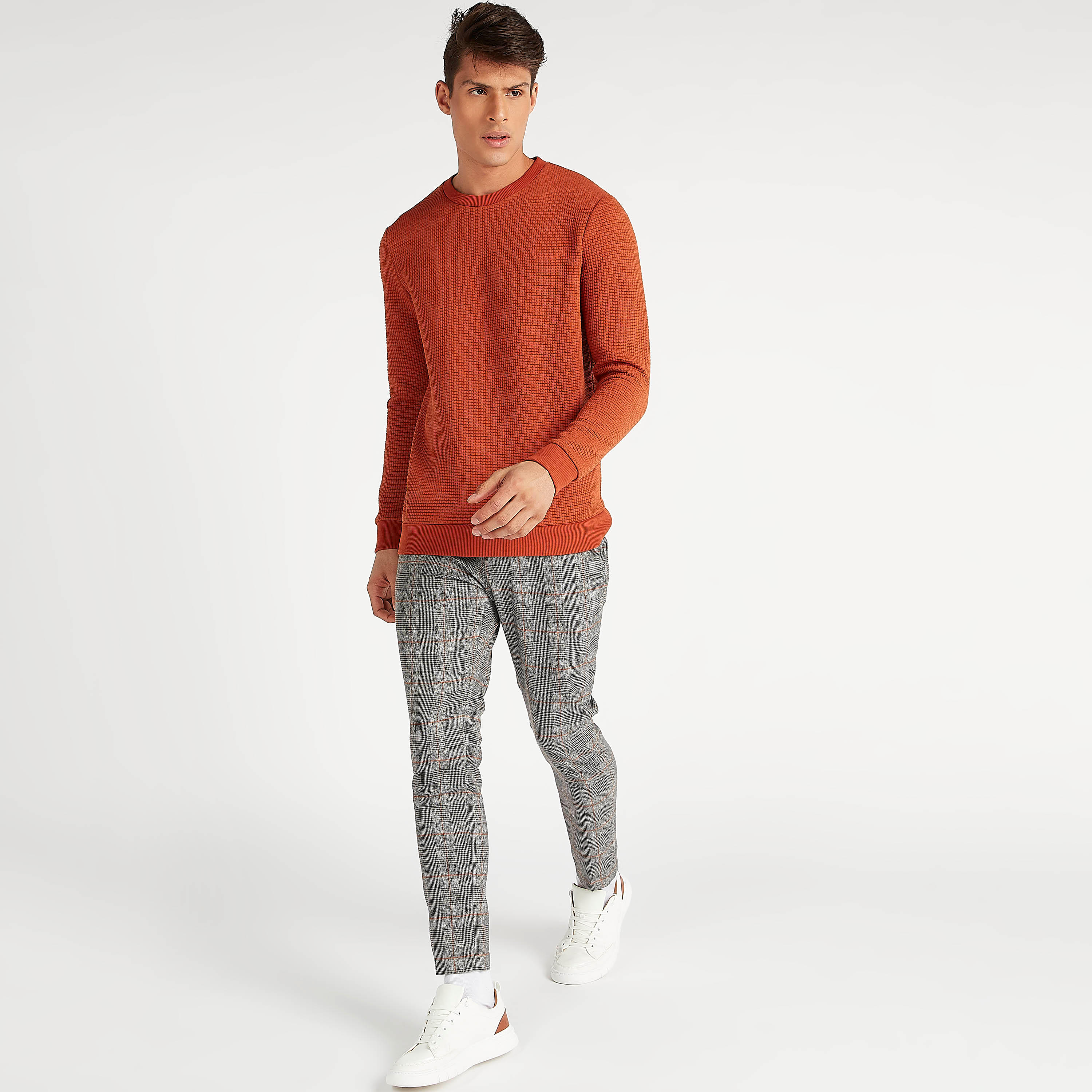 Iconic Checked Mid-Rise Trousers with Pockets and Button Closure-men-clothing-bottoms-trousersandchinos-trousers-image-2