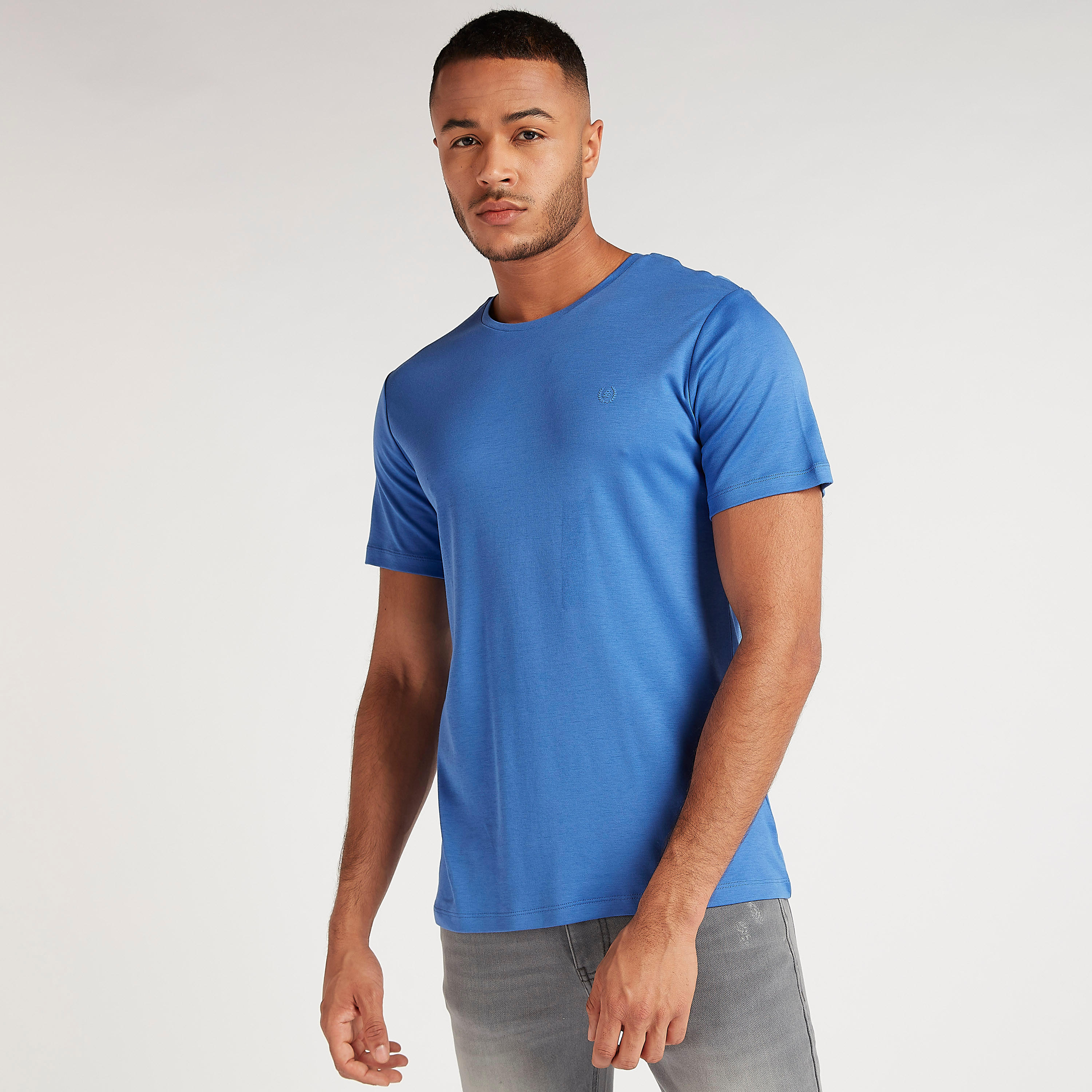 Iconic Solid T-shirt with Short Sleeves and Crew Neck-men-clothing-tshirtsandpolos-tshirts-image-1