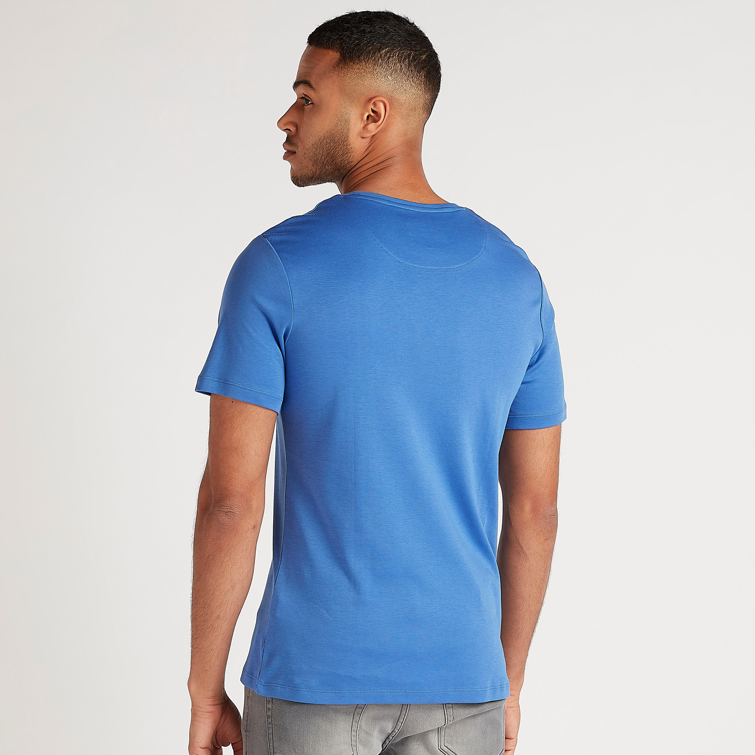 Iconic Solid T-shirt with Short Sleeves and Crew Neck-men-clothing-tshirtsandpolos-tshirts-image-4
