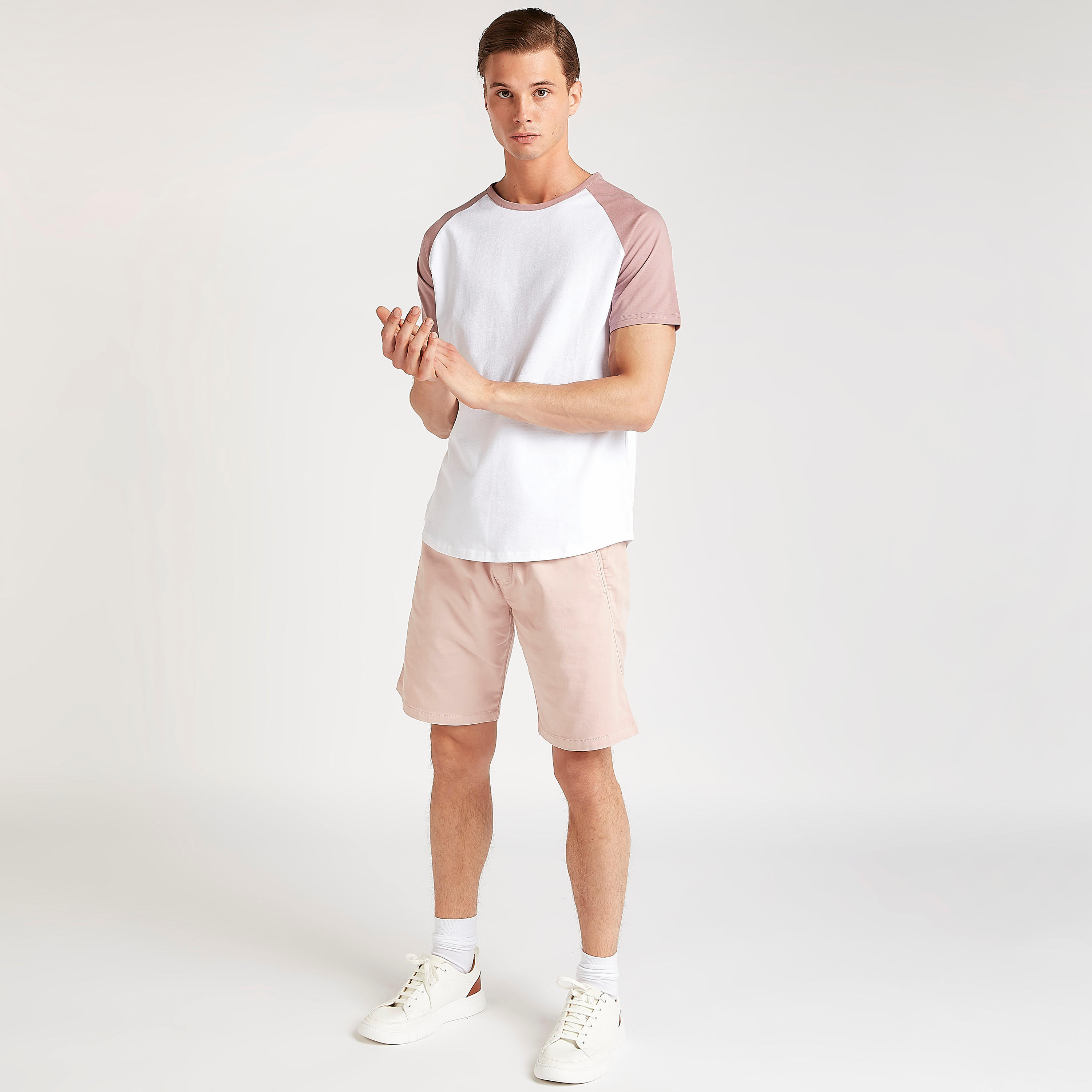 شورت سادة برباط خصر مطّاطي من آيكونيك-men-clothing-bottoms-shorts-image-3