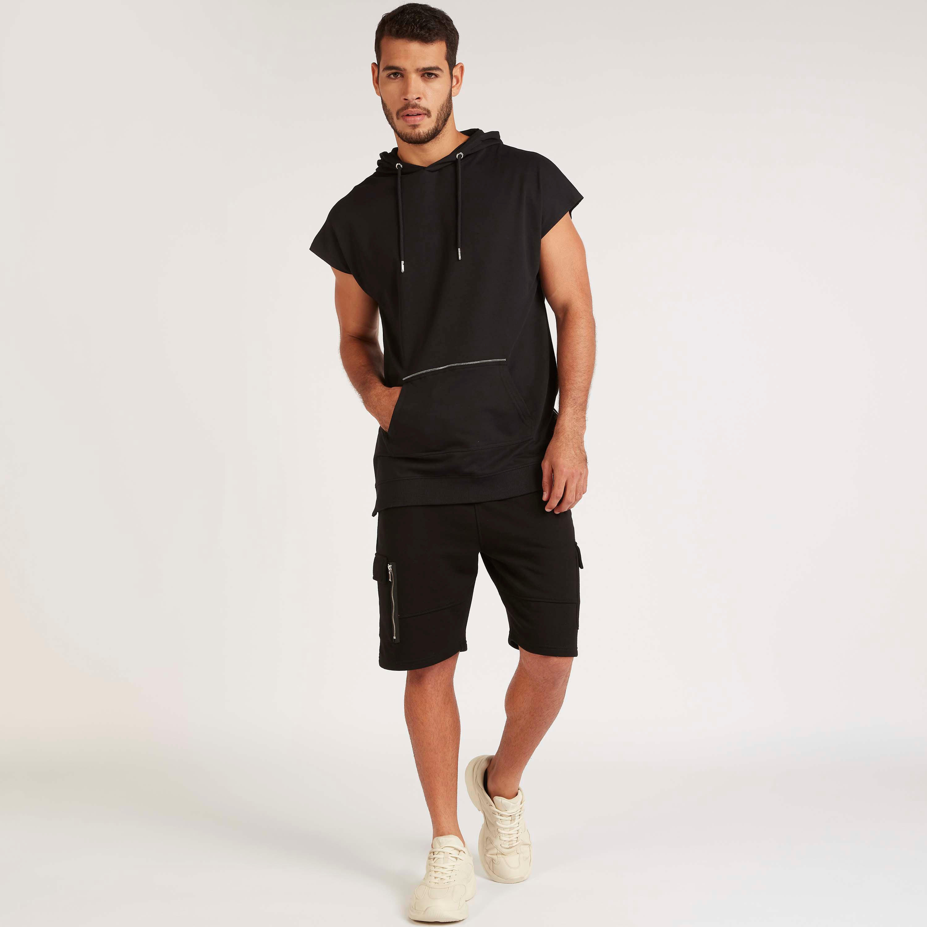 هودي سادة بأكمام قصيرة من آيكونيك-men-clothing-tshirtsandpolos-tshirts-image-3