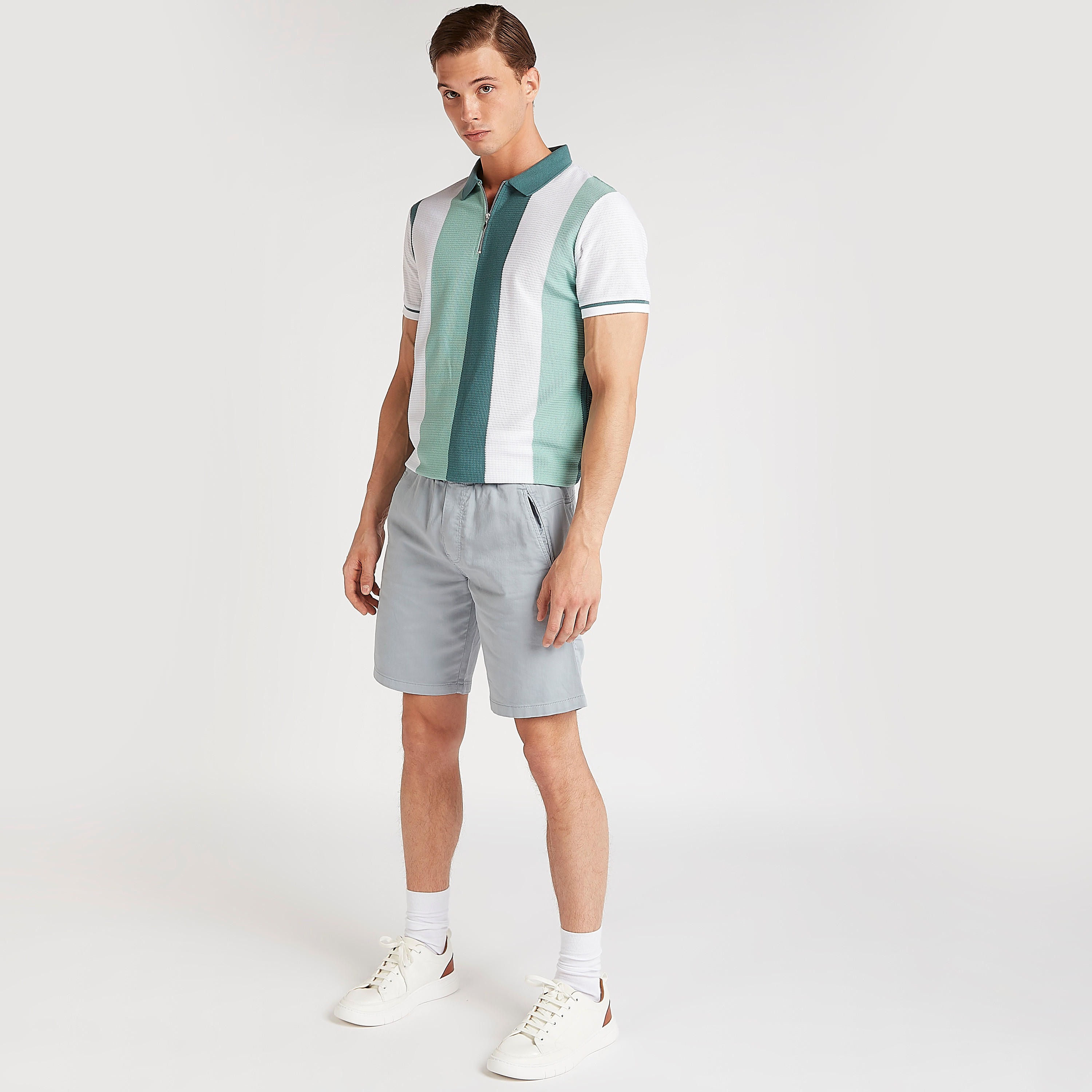 تيشيرت بولو مخطّط بقصة سليم وأكمام قصيرة-men-clothing-tshirtsandpolos-polos-image-2