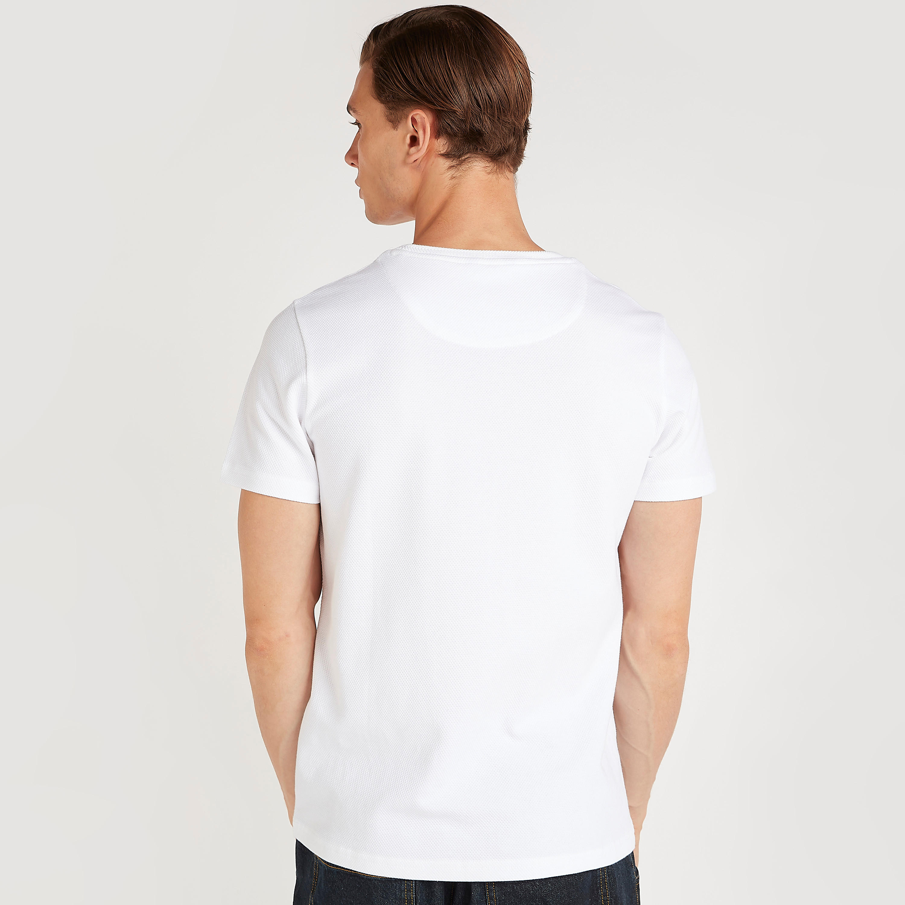 Iconic T-shirt with Applique Detail and Crew Neck-men-clothing-tshirtsandpolos-tshirts-image-4