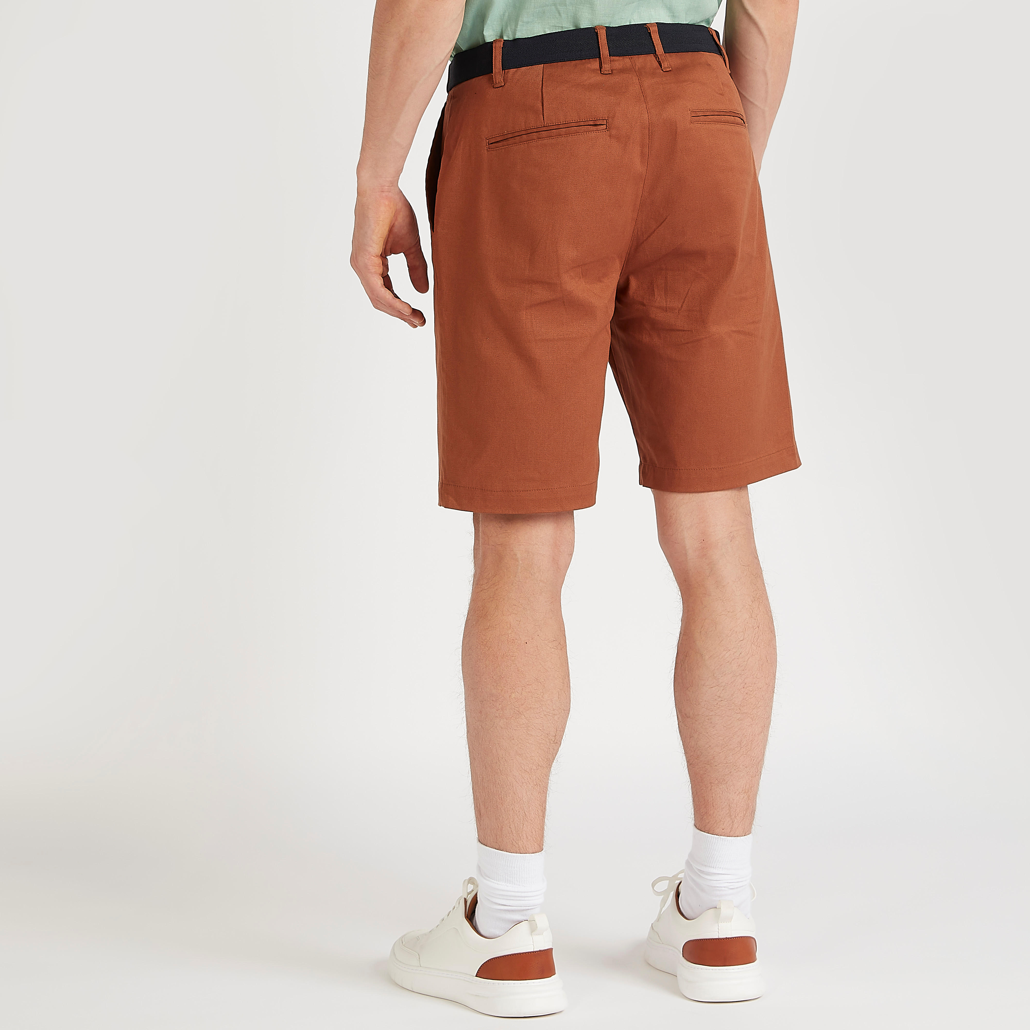 شورت بارز الملمس بقصة سليم وخصر مرن من آيكونيك-men-clothing-bottoms-shorts-image-4