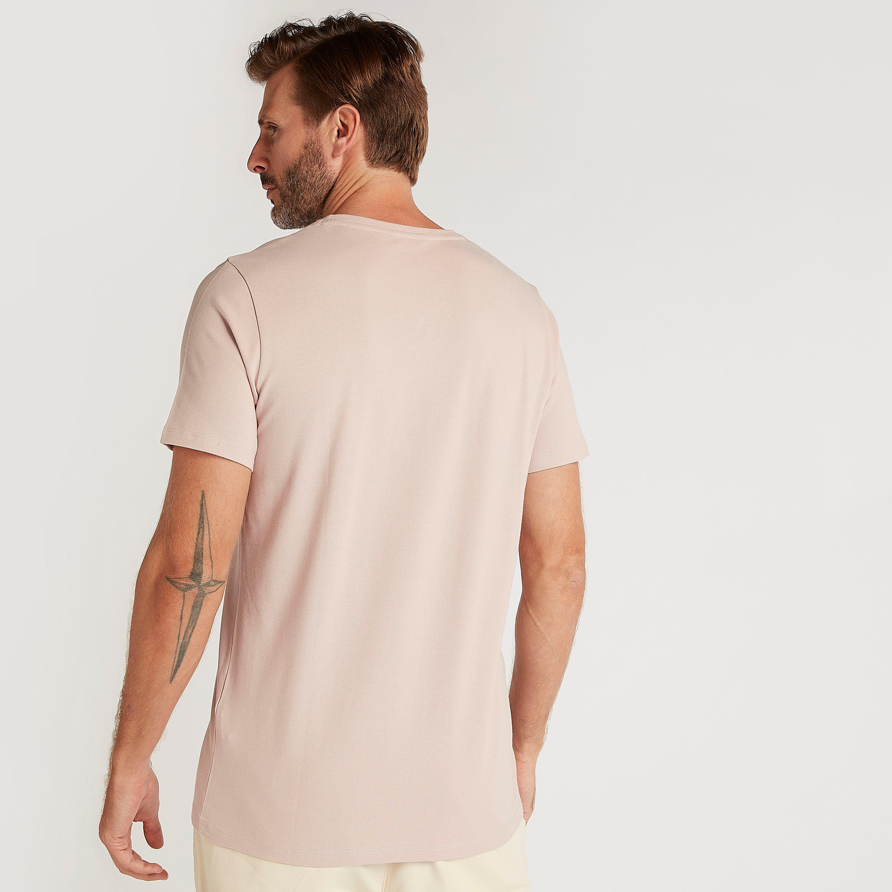 تيشيرت بياقة ضيّقة وأكمام قصيرة وطبعات من آيكونيك-men-clothing-tshirtsandpolos-tshirts-image-1