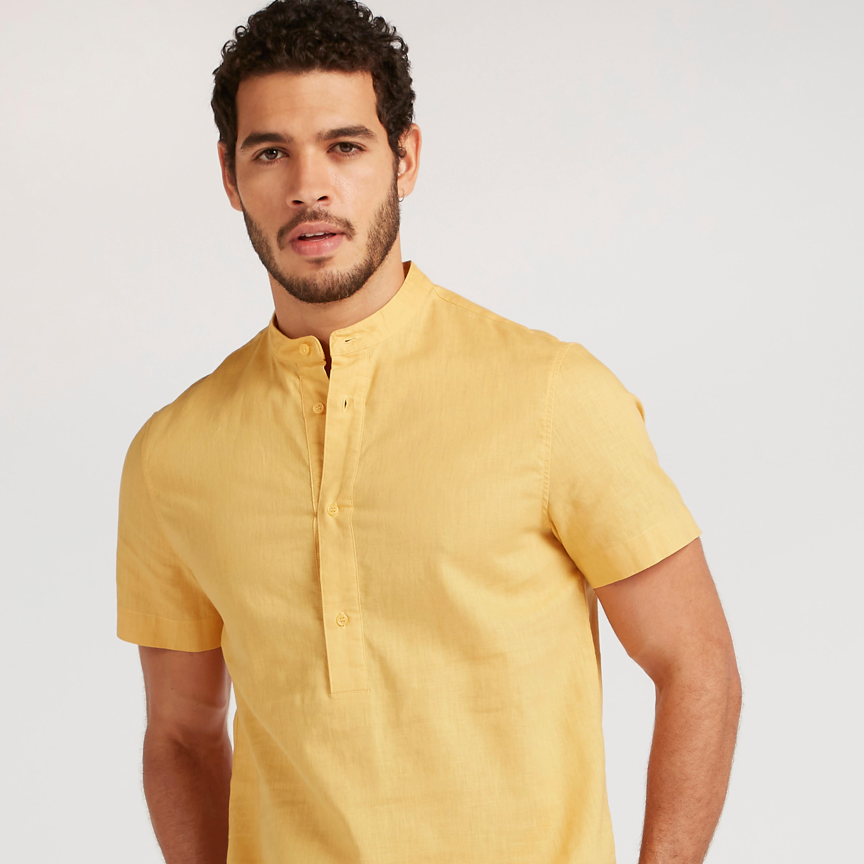 قميص بارز الملمس بقصّة سليم وياقة عادية من آيكونيك-men-clothing-shirts-image-17