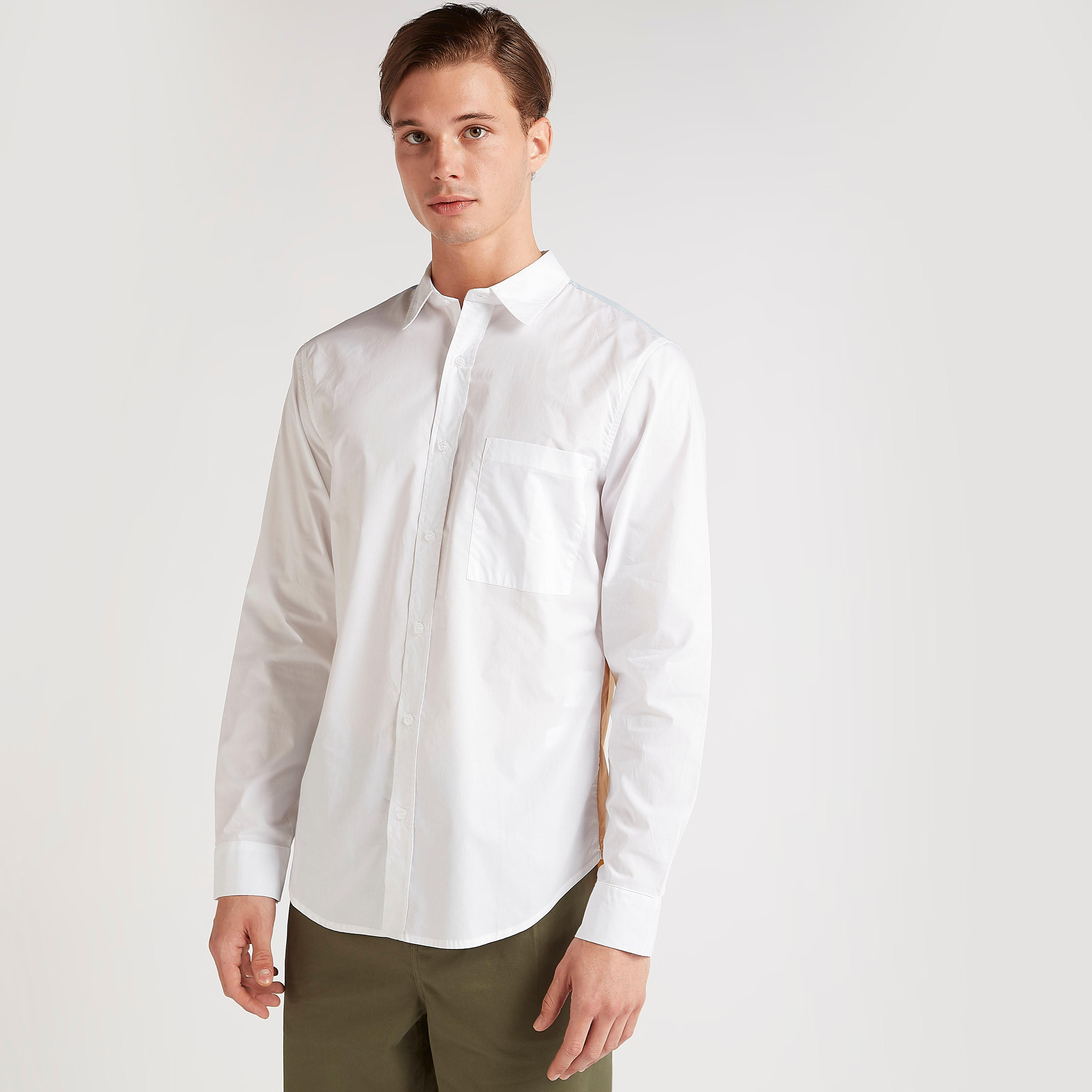 قميص سليم فيت بتصاميم مغايرة وأكمام طويلة من آيكونيك-men-clothing-shirts-image-2