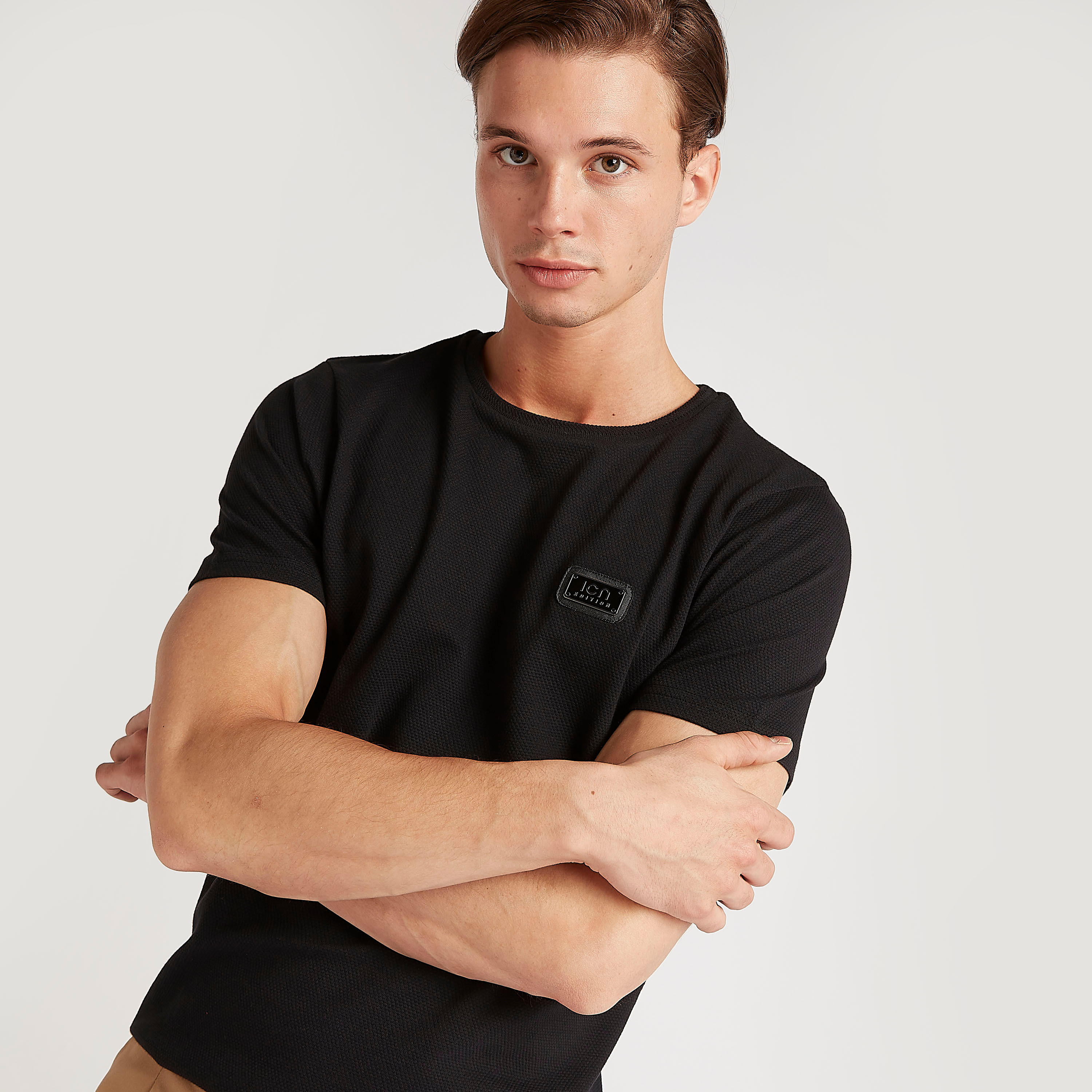Iconic T-shirt with Applique Detail and Crew Neck-men-clothing-tshirtsandpolos-tshirts-image-2