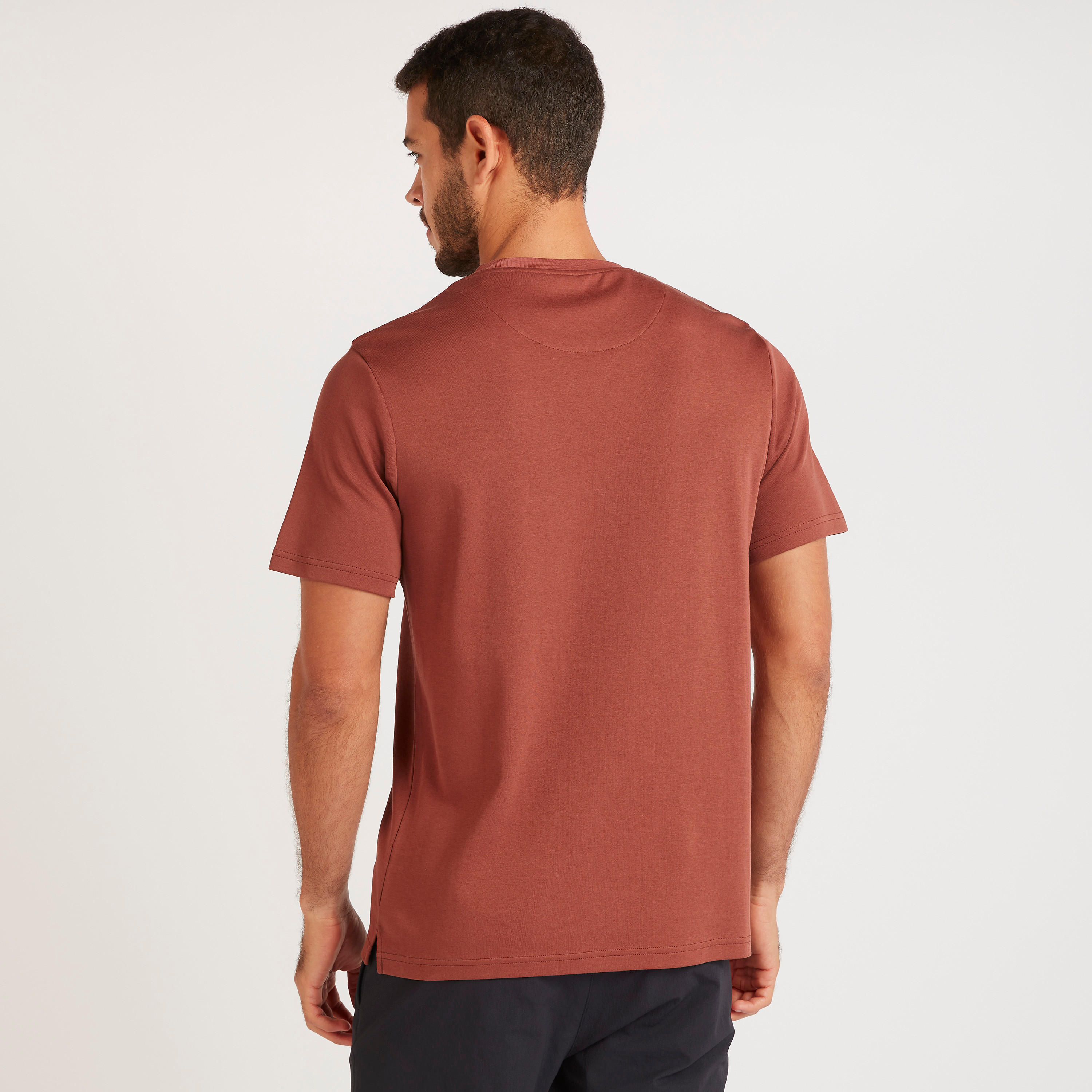 تيشيرت بياقة ضيّقة وأكمام قصيرة وطبعات من آيكونيك-men-clothing-tshirtsandpolos-tshirts-image-4