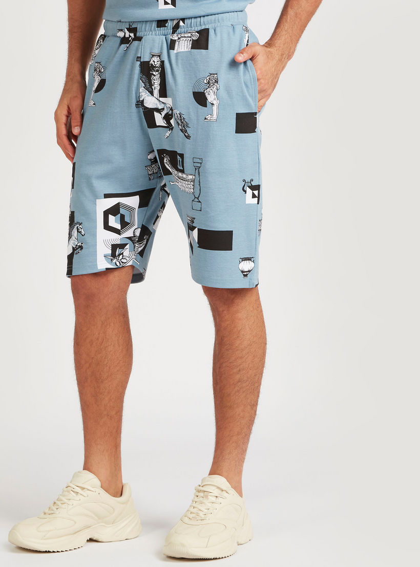 Iconic Printed Slim Fit Shorts with Drawstring Closure-men-clothing-bottoms-shorts-image-2