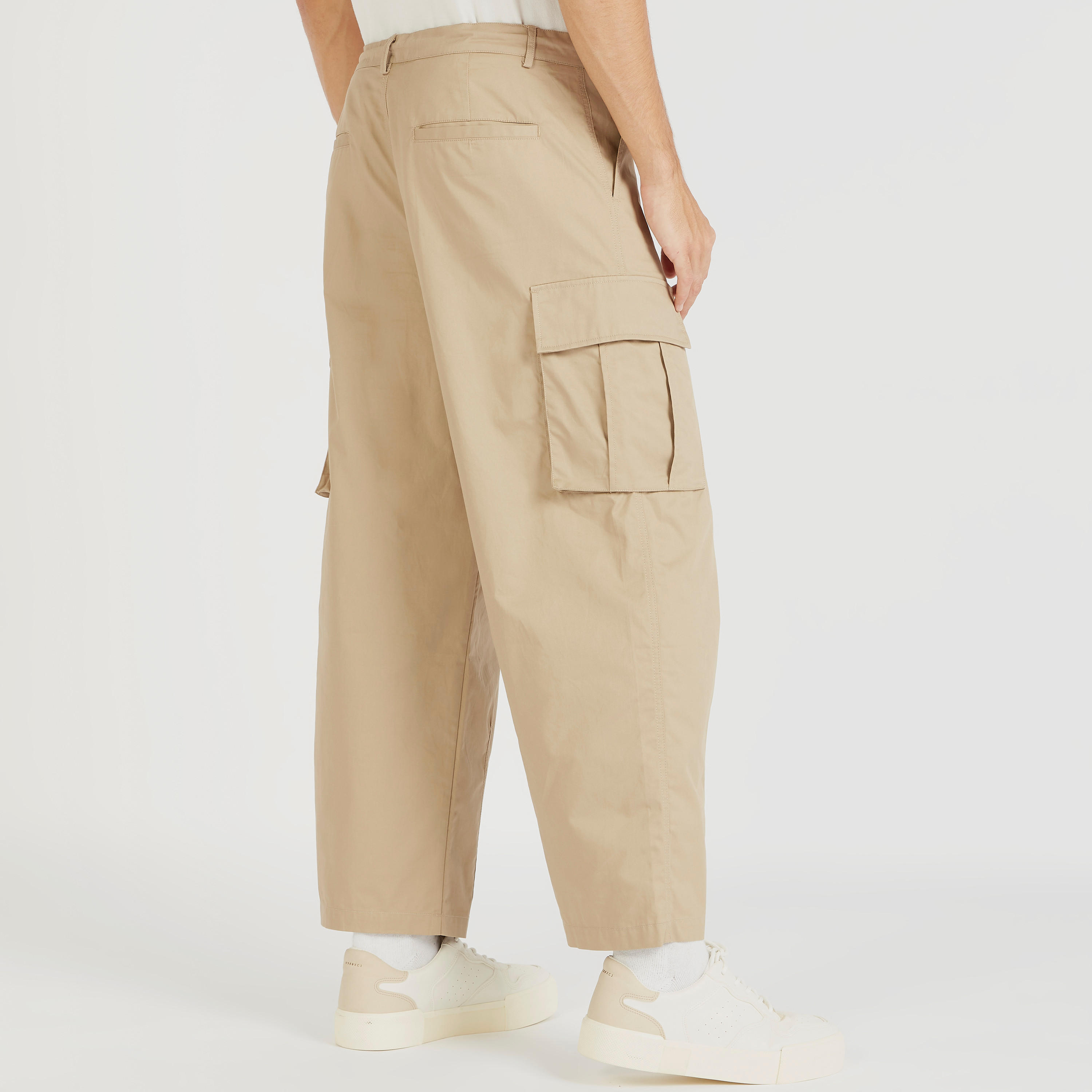 Iconic Solid Mid-Rise Cargo Pants with Drawstring Closure-men-clothing-bottoms-trousersandchinos-trousers-image-4
