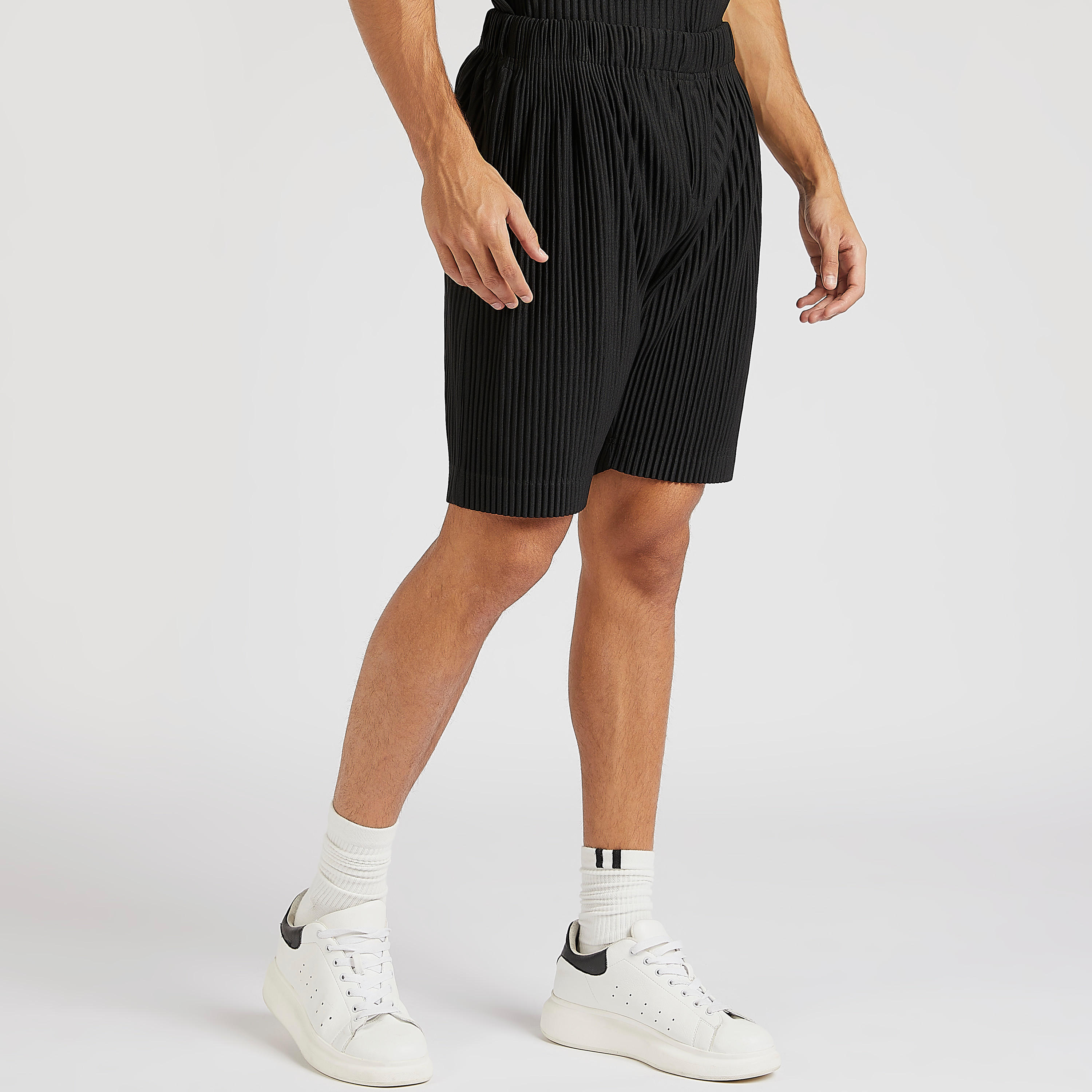 شورت بخصر مرن وجيوب-men-clothing-bottoms-shorts-image-1