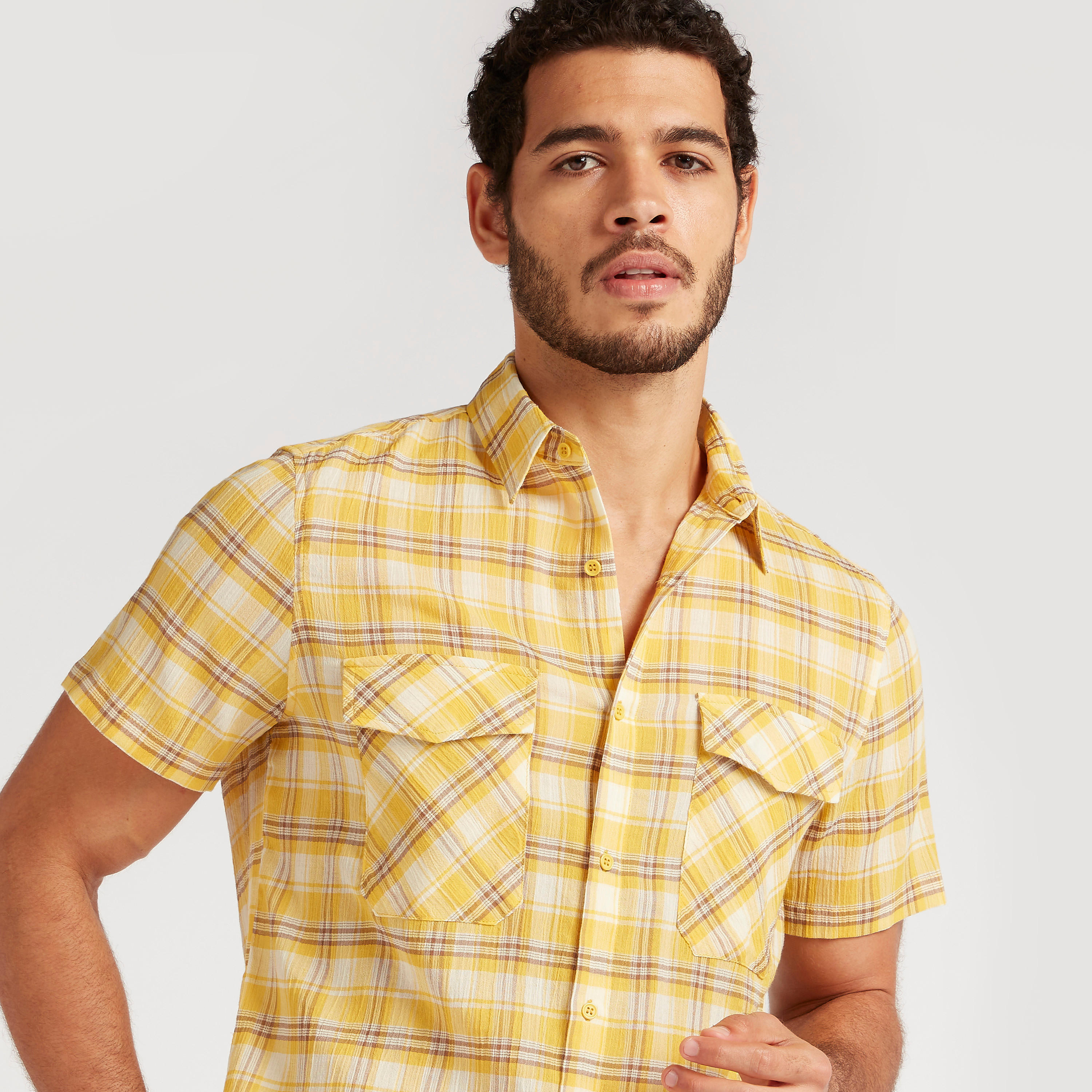 قميص كاروهات بقصة سليم وياقة عاديّة وأكمام قصيرة-men-clothing-shirts-image-8