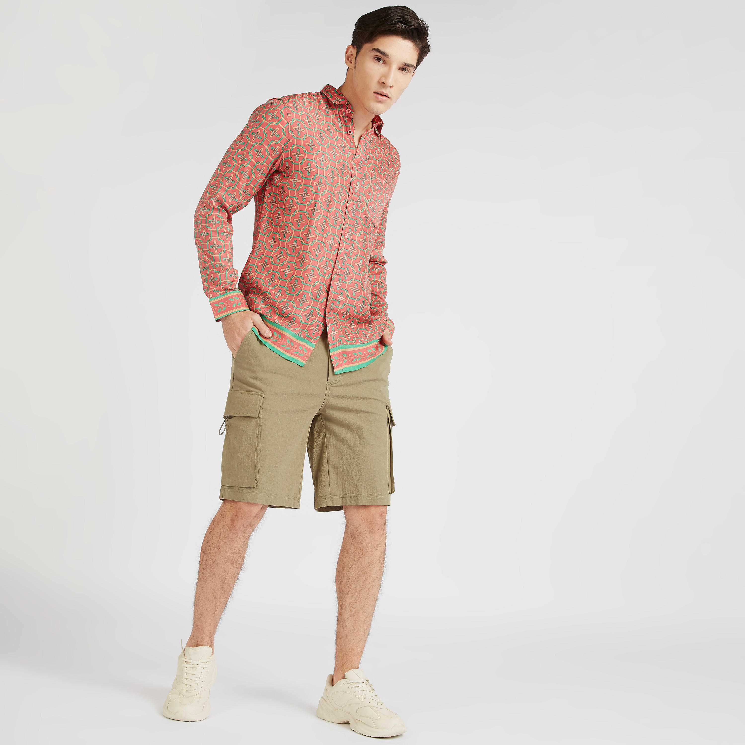 تيشيرت بطبعات وأكمام طويلة من آيكونيك-men-clothing-shirts-image-2