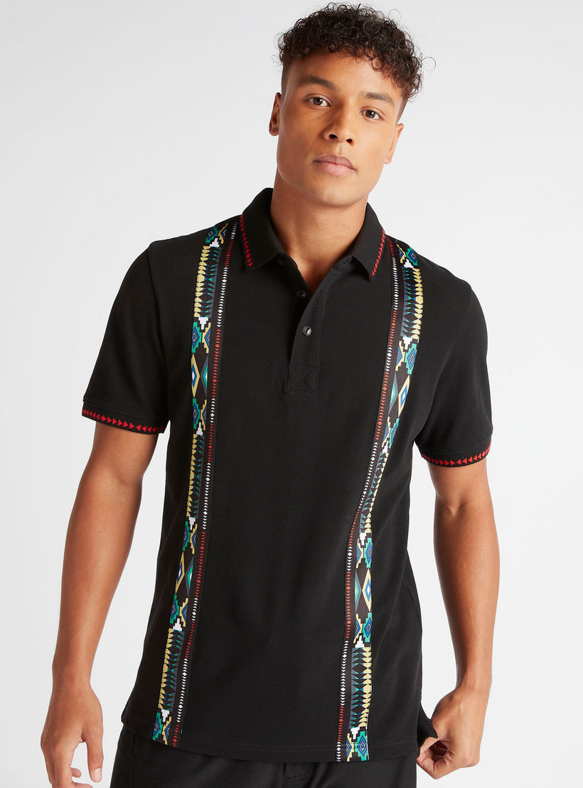 تيشيرت بولو بأكمام قصيرة وطبعات من آيكونيك-men-clothing-tshirtsandpolos-polos-image-6